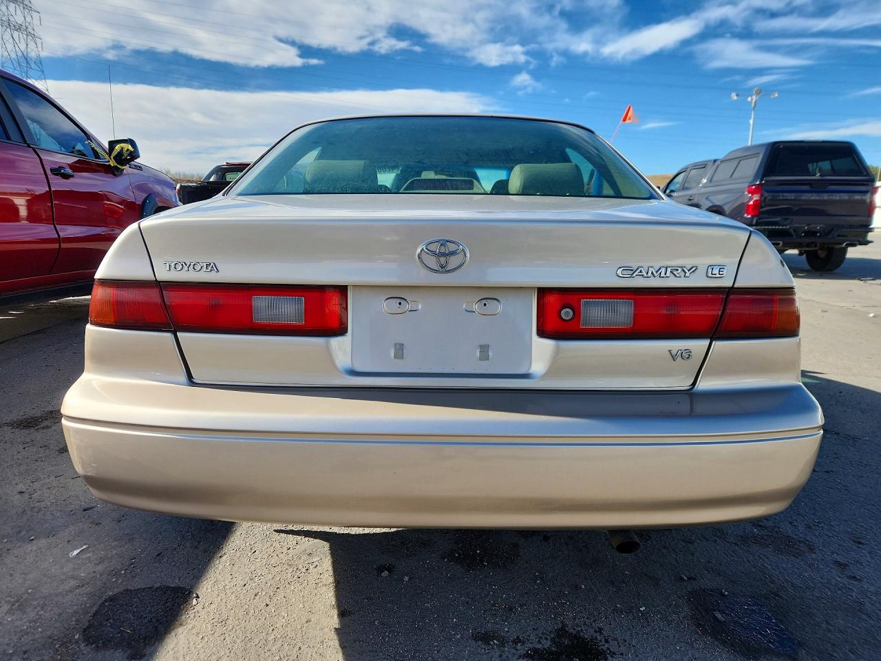 1999 TOYOTA CAMRY LE V6 photo 6
