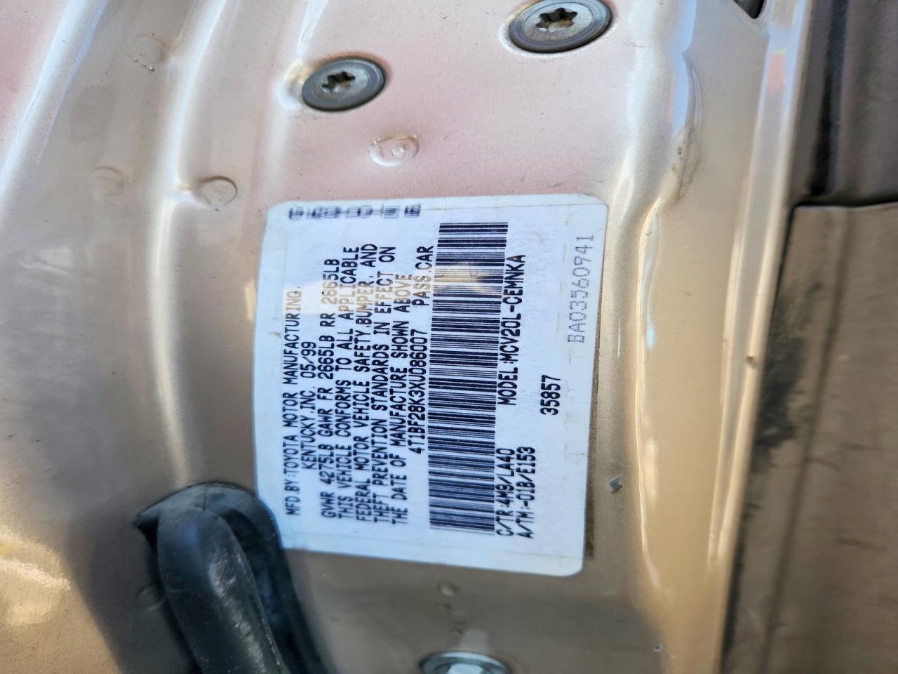 1999 TOYOTA CAMRY LE V6 photo 12