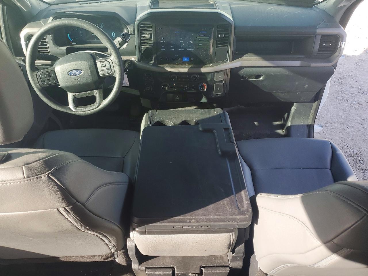 2025 FORD F150 XL photo 22