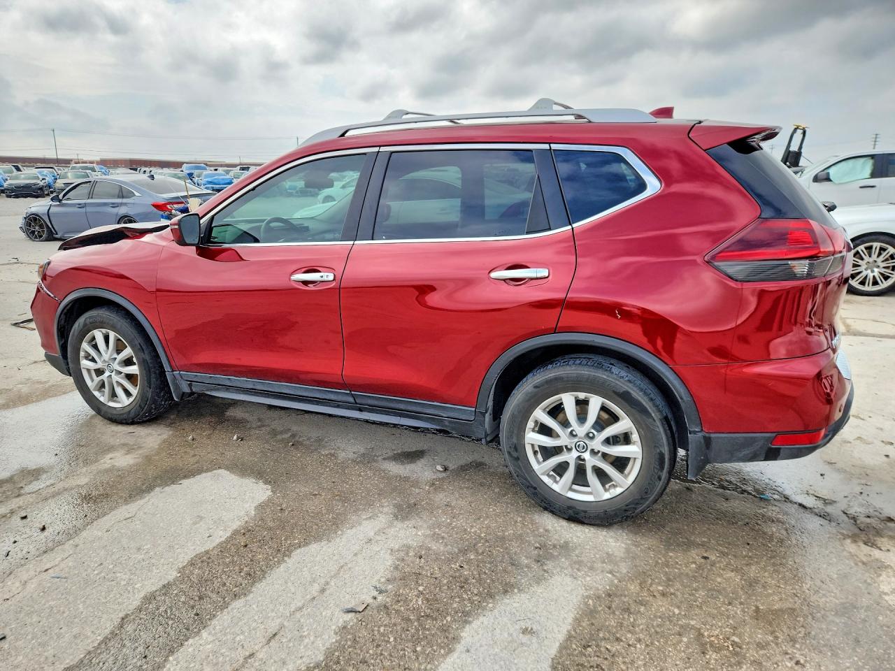 2019 NISSAN ROGUE SV photo 2