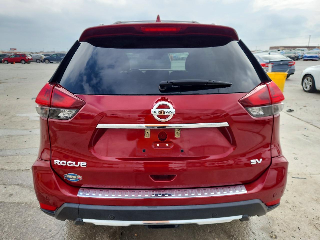 2019 NISSAN ROGUE SV photo 6
