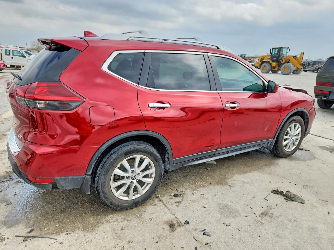 2019 NISSAN ROGUE SV photo 3