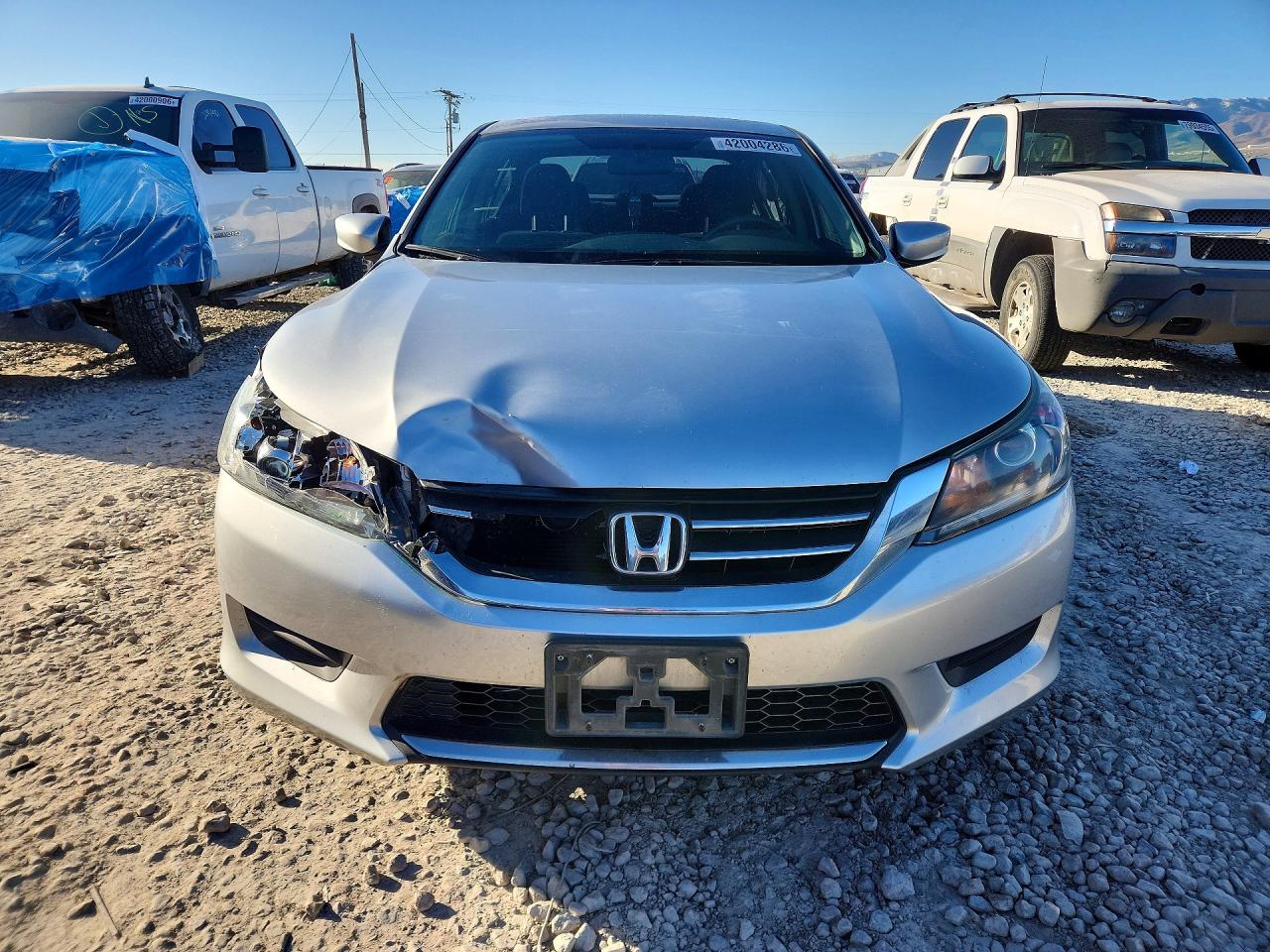 2013 HONDA ACCORD LX photo 5