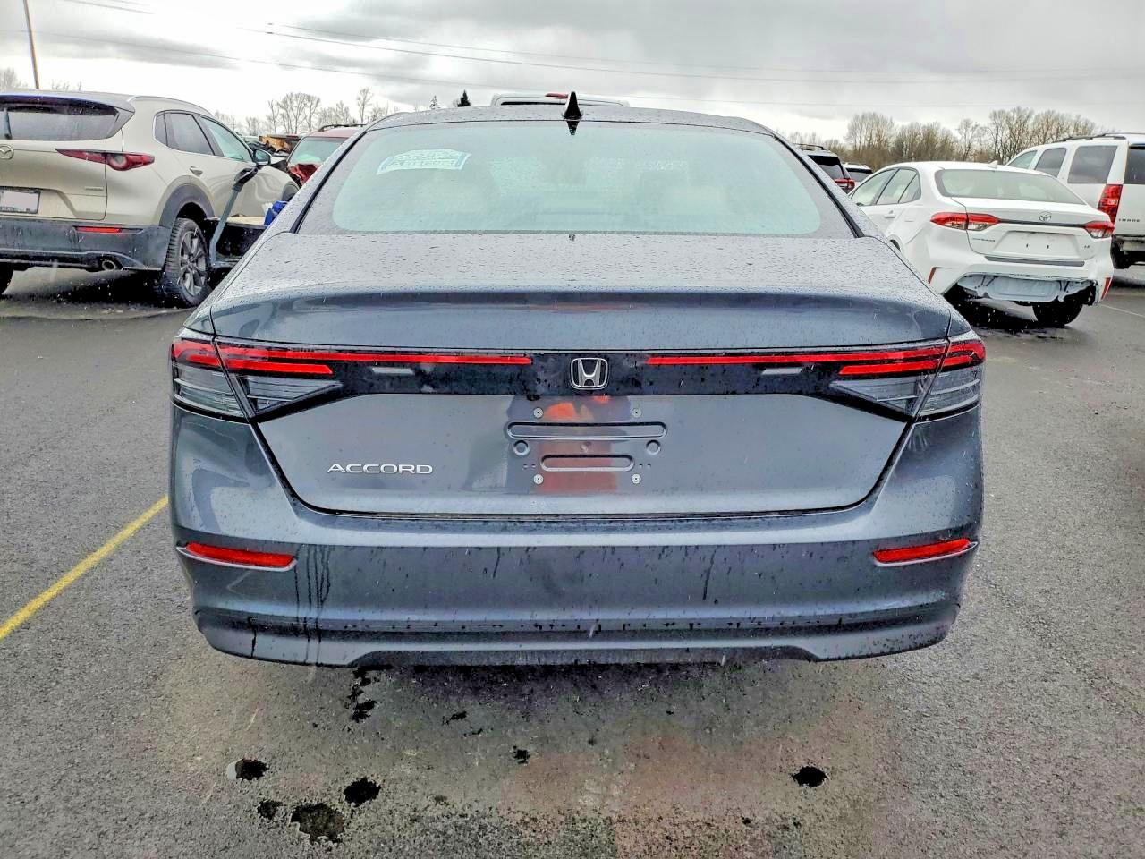 2025 HONDA ACCORD SE photo 6