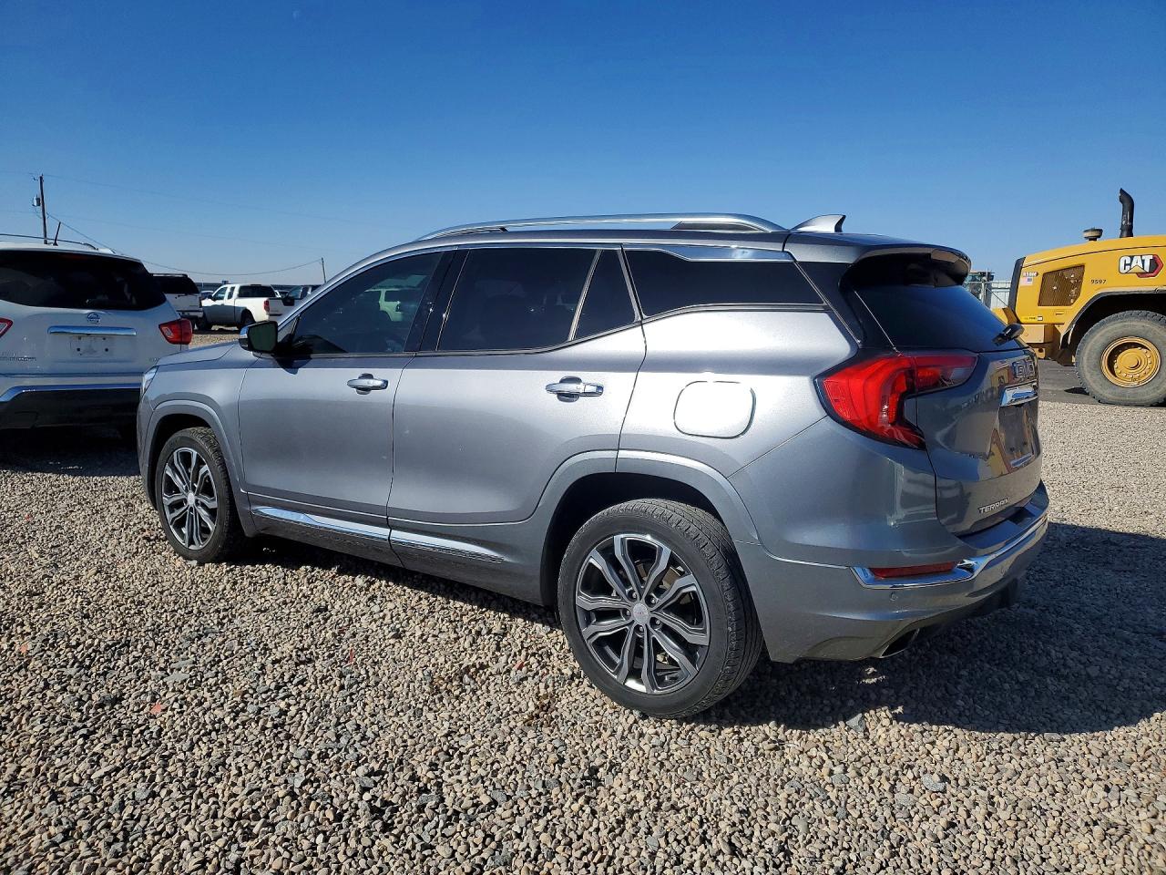 2019 GMC TERRAIN DENALI photo 4