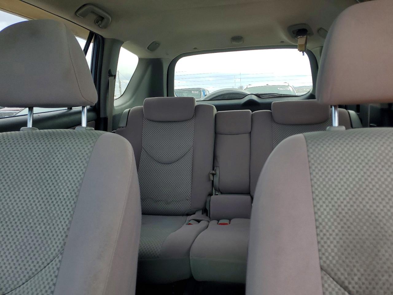2006 TOYOTA RAV4 BASE photo 10