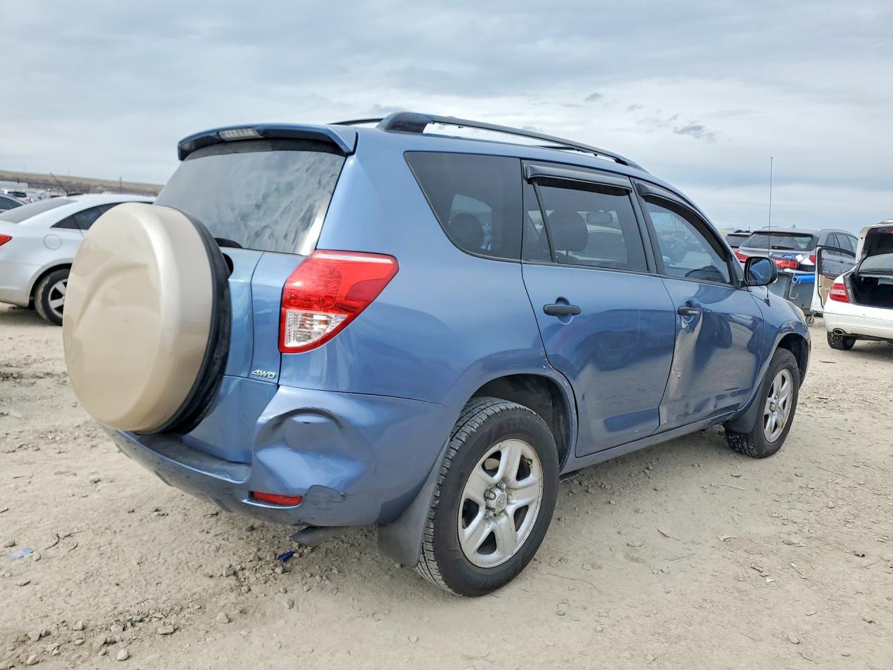 2006 TOYOTA RAV4 BASE photo 3