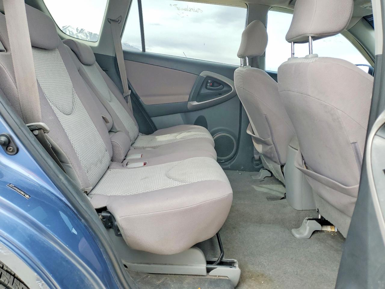 2006 TOYOTA RAV4 BASE photo 11