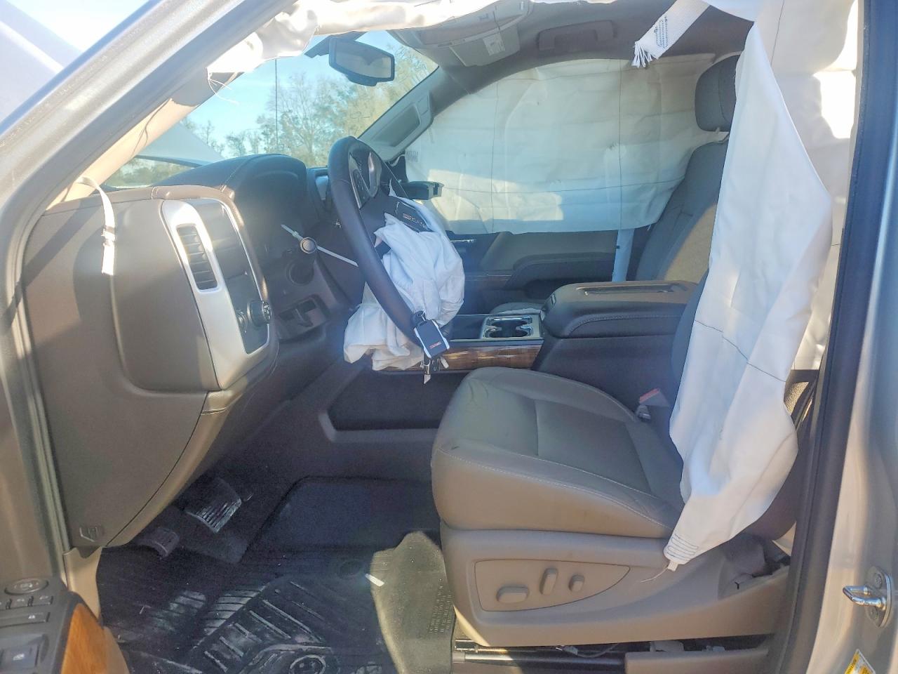 2017 GMC SIERRA C1500 SLT photo 18