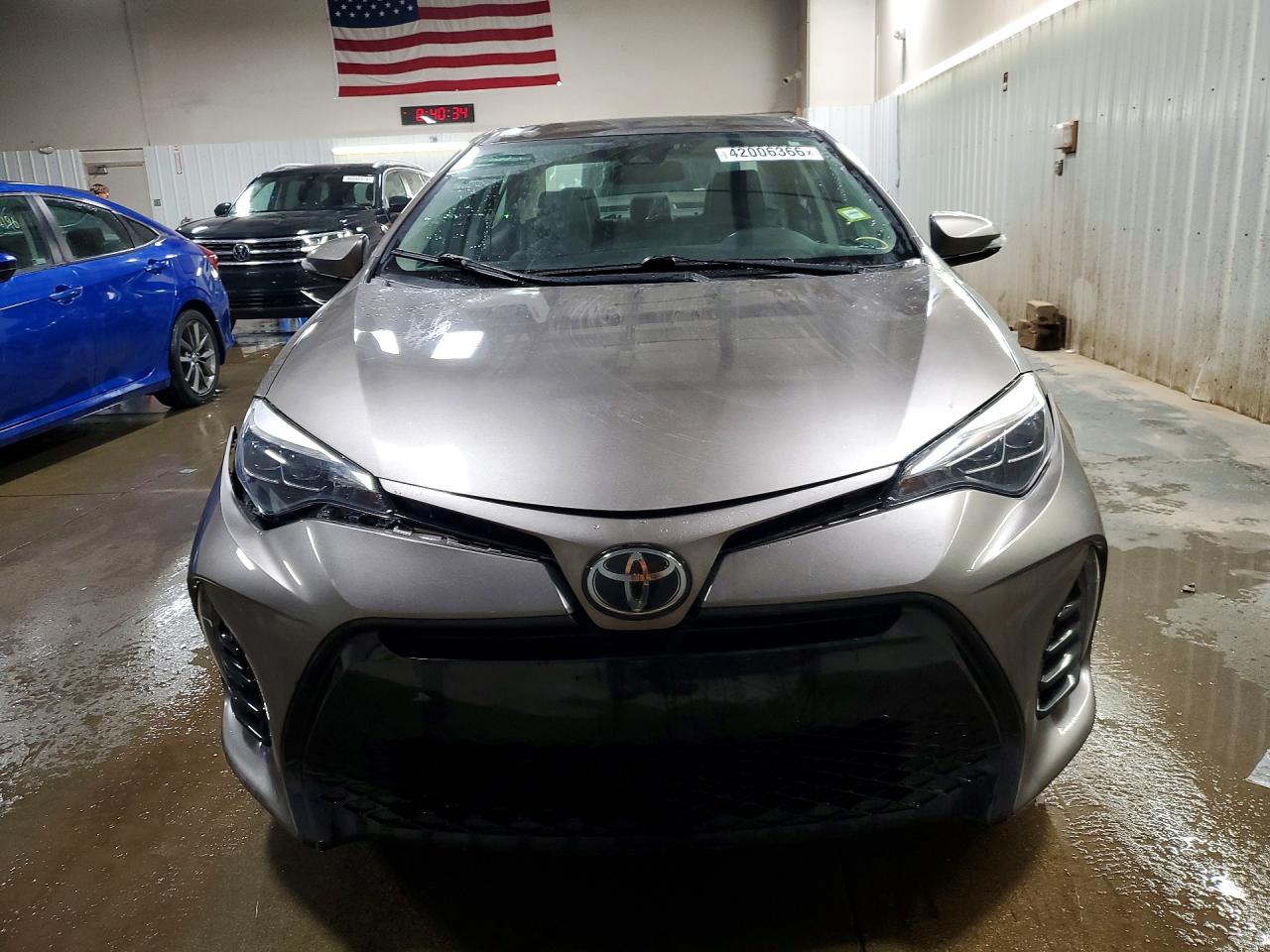 2017 TOYOTA COROLLA SE photo 5