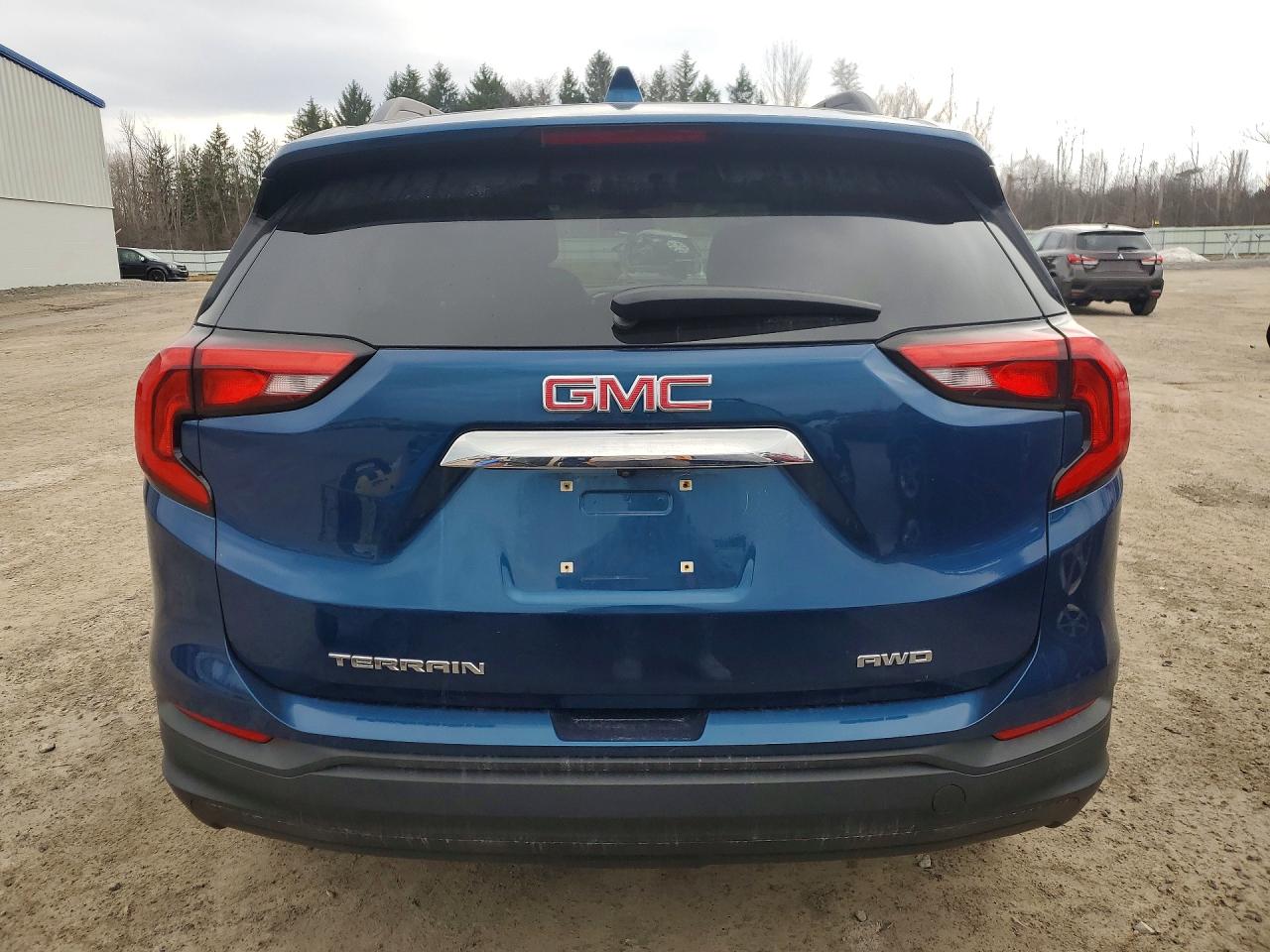 2019 GMC TERRAIN SLE photo 6