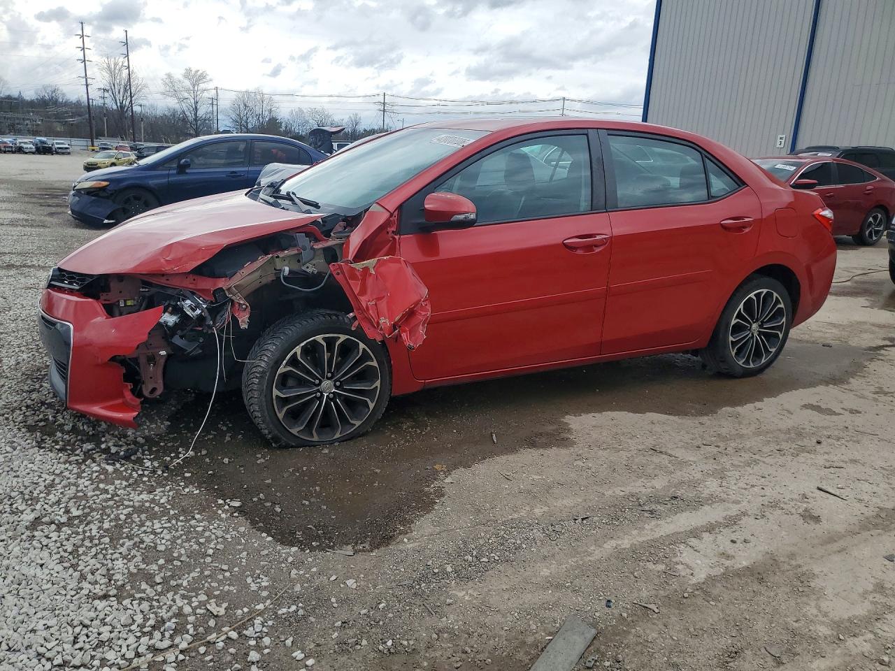 2016 TOYOTA COROLLA