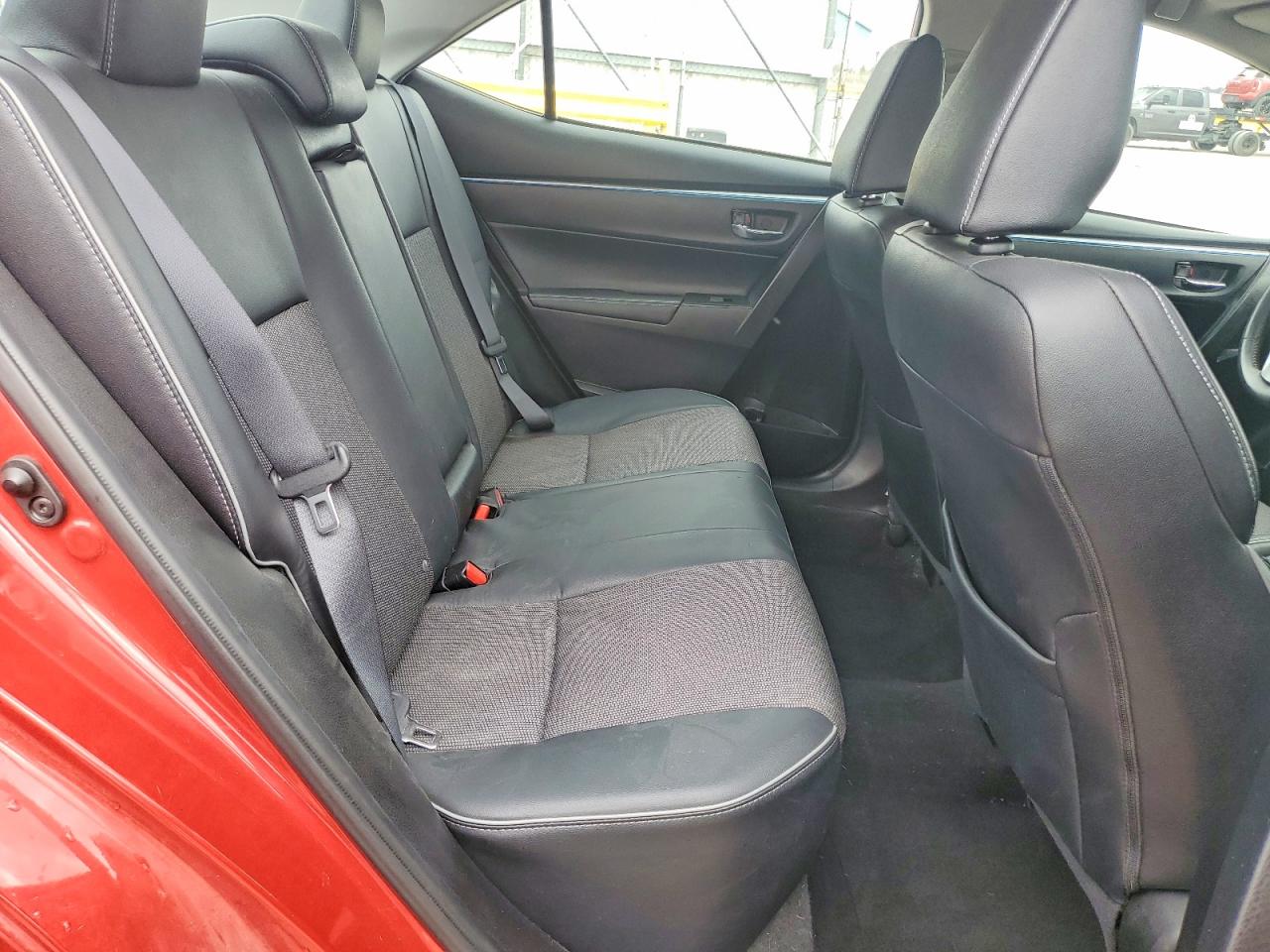 2016 TOYOTA COROLLA S PLUS photo 19