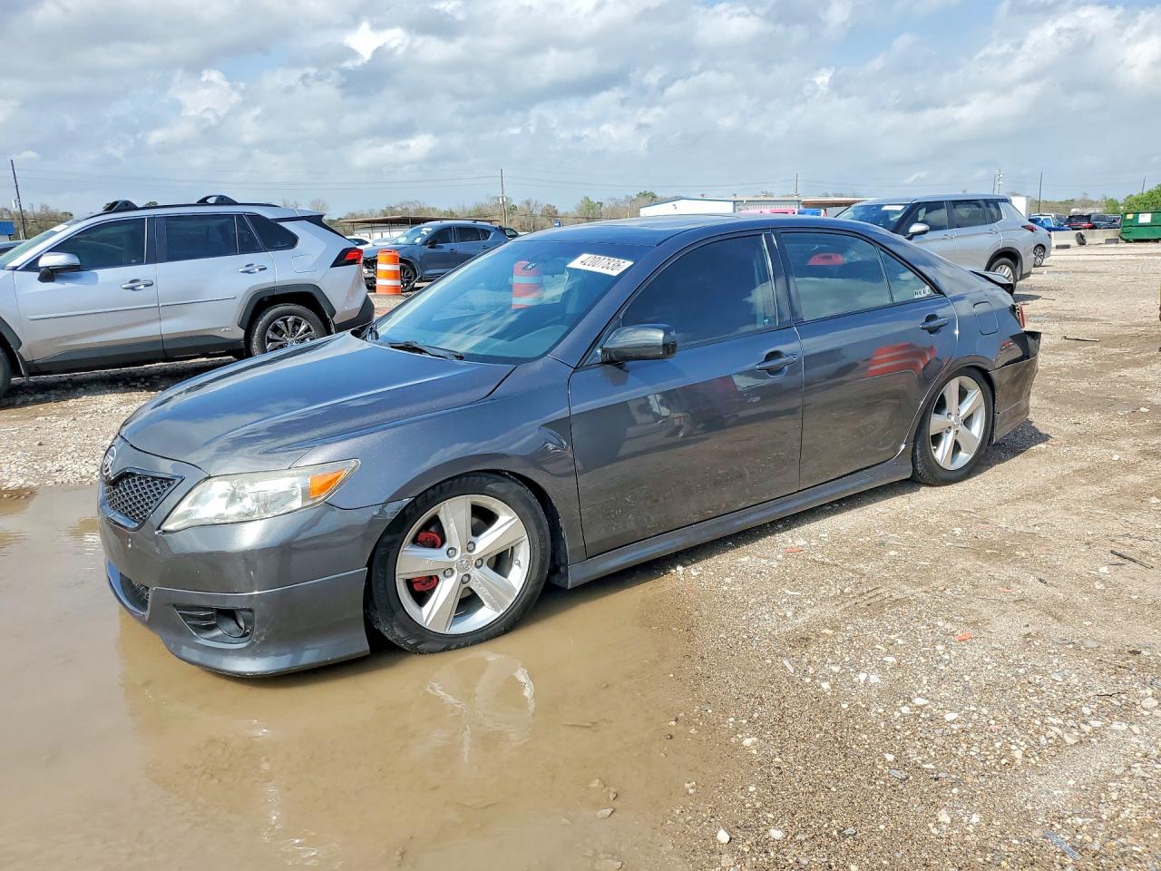 2011 TOYOTA CAMRY
