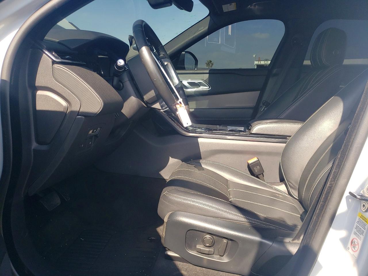 2020 LAND ROVER RANGE ROVER VELAR S photo 19