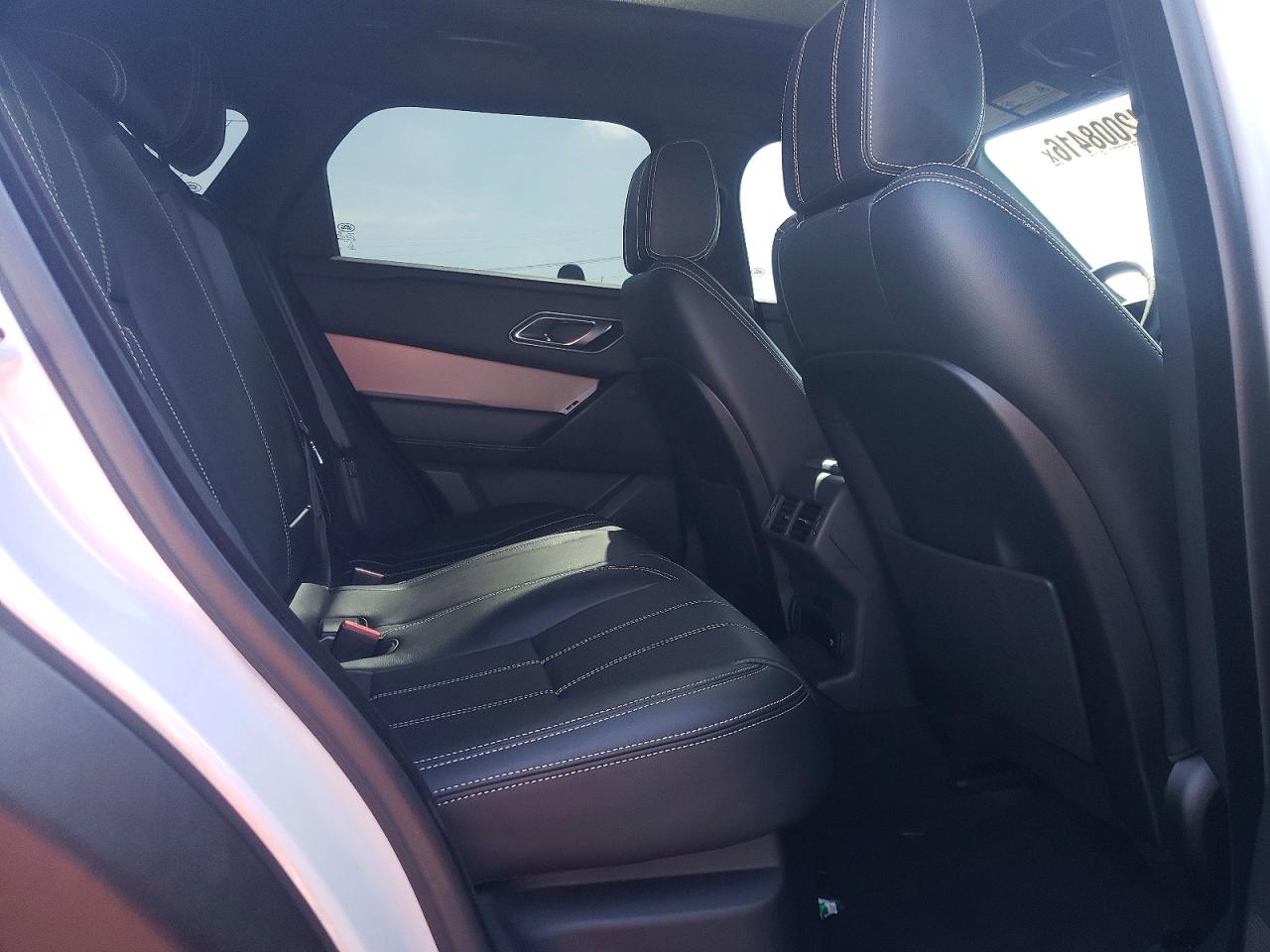 2020 LAND ROVER RANGE ROVER VELAR S photo 31