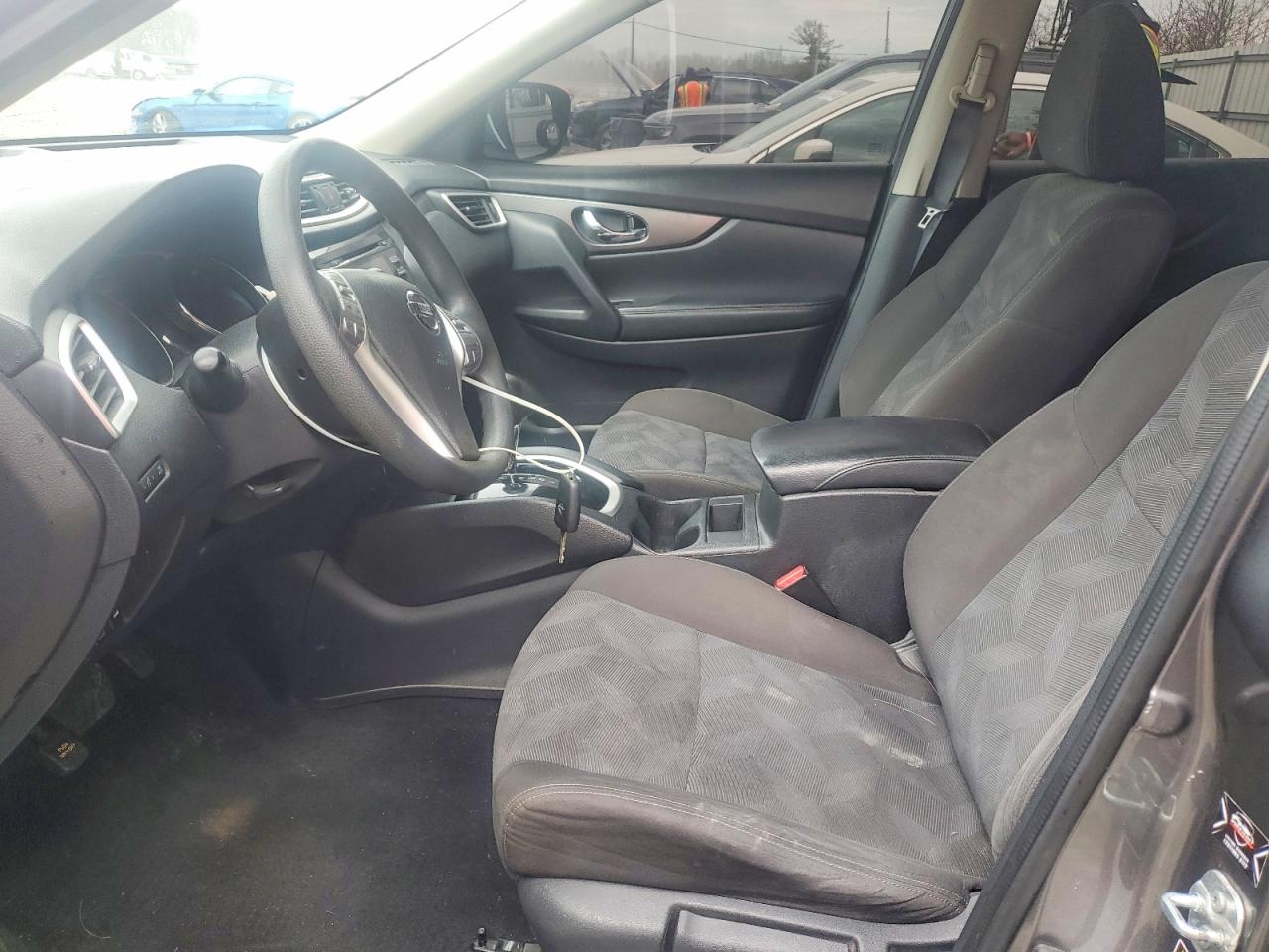 2016 NISSAN ROGUE S photo 13