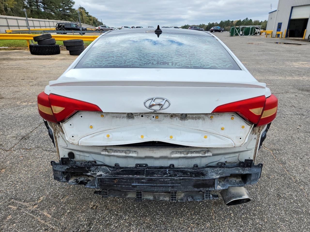 2016 HYUNDAI SONATA SE photo 6