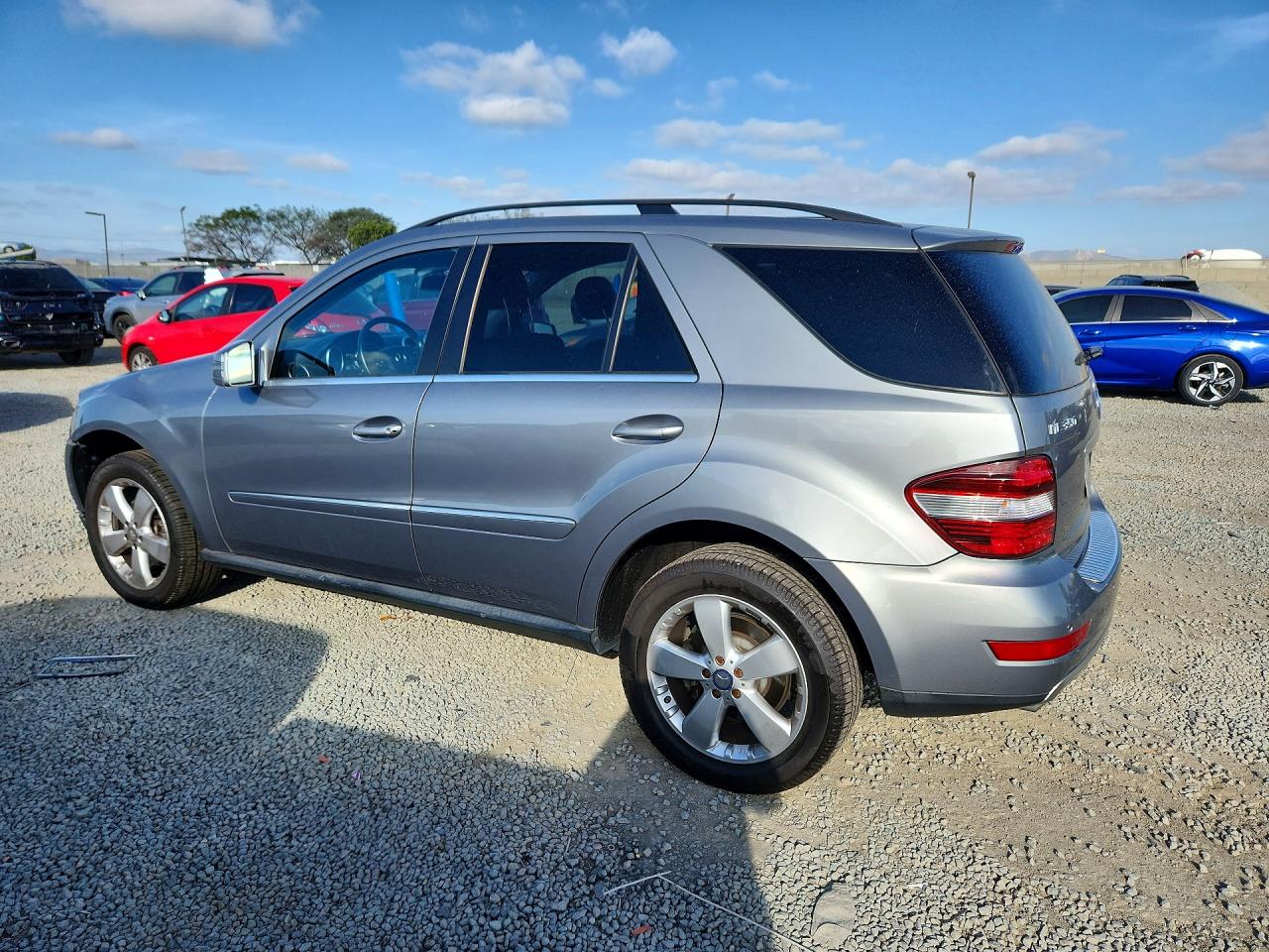 2011 MERCEDES-BENZ ML 350 photo 3