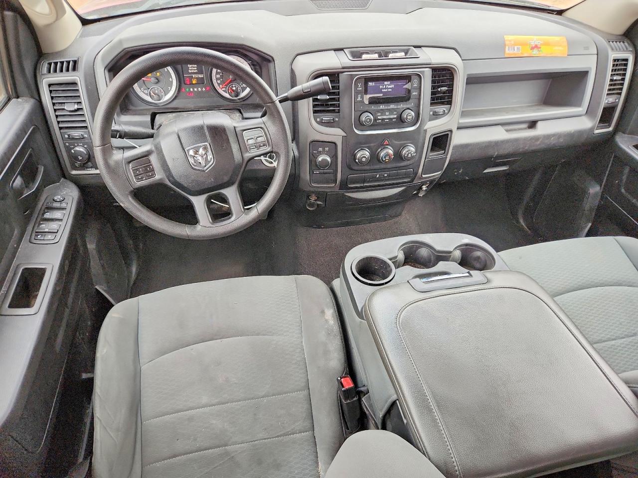 2013 RAM 1500 ST photo 8