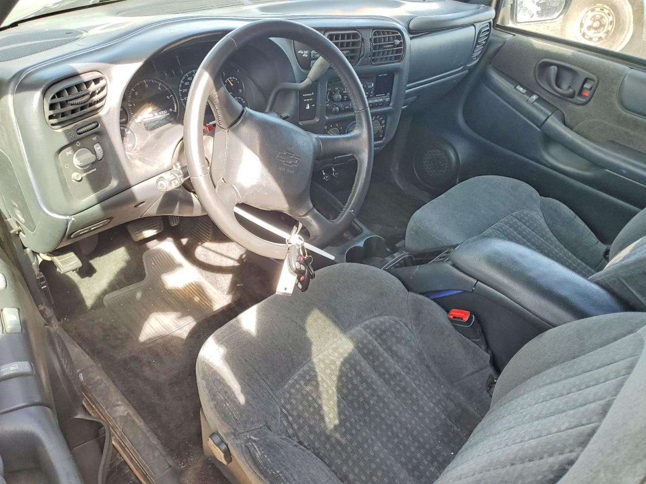 2000 CHEVROLET S TRUCK S10 photo 8