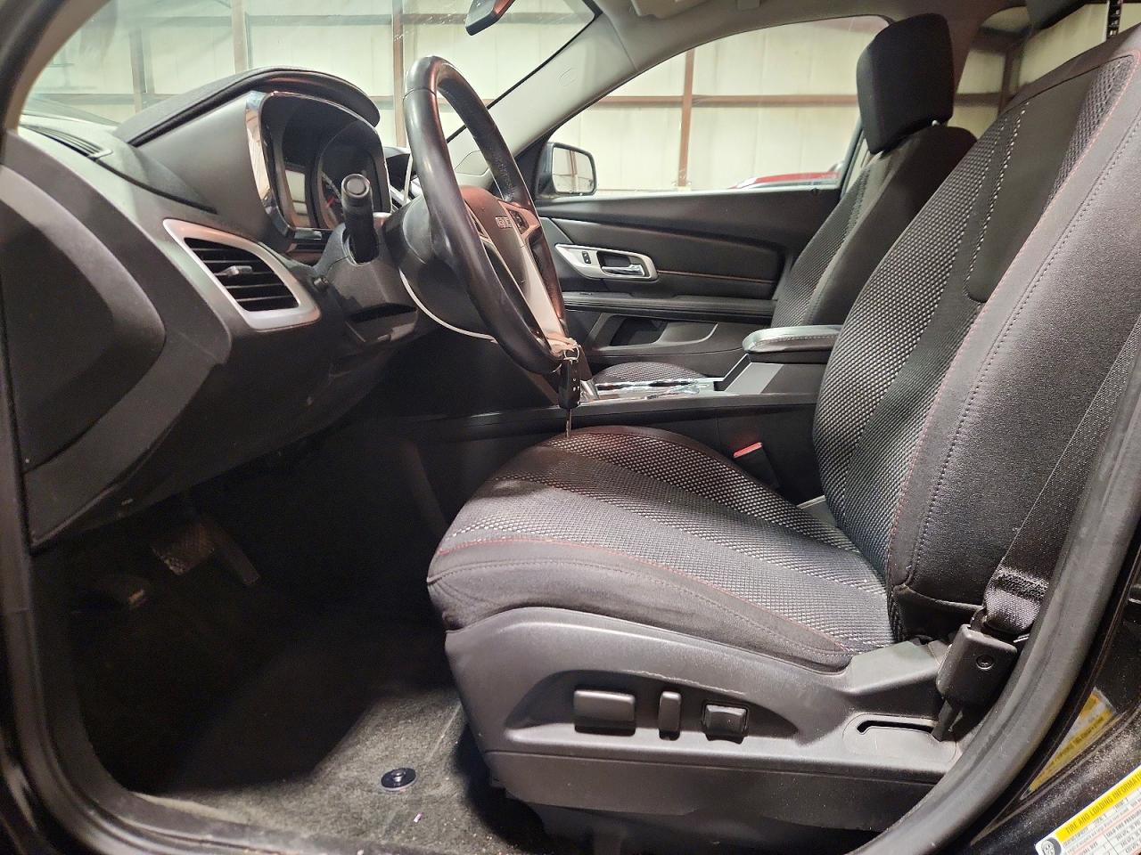 2017 GMC TERRAIN SLE photo 13