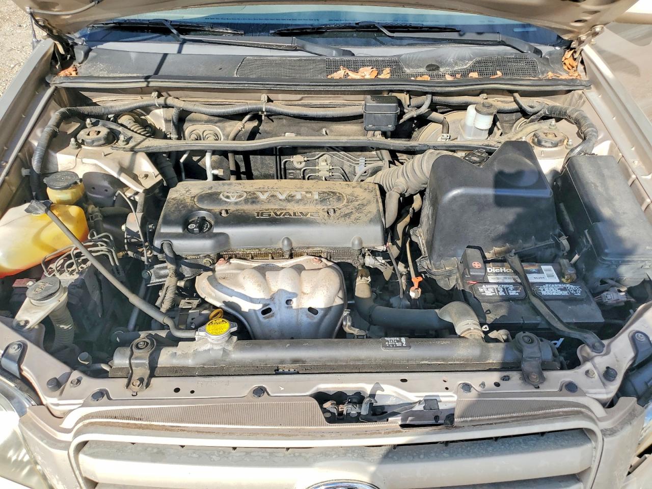 2004 TOYOTA HIGHLANDER BASE photo 11