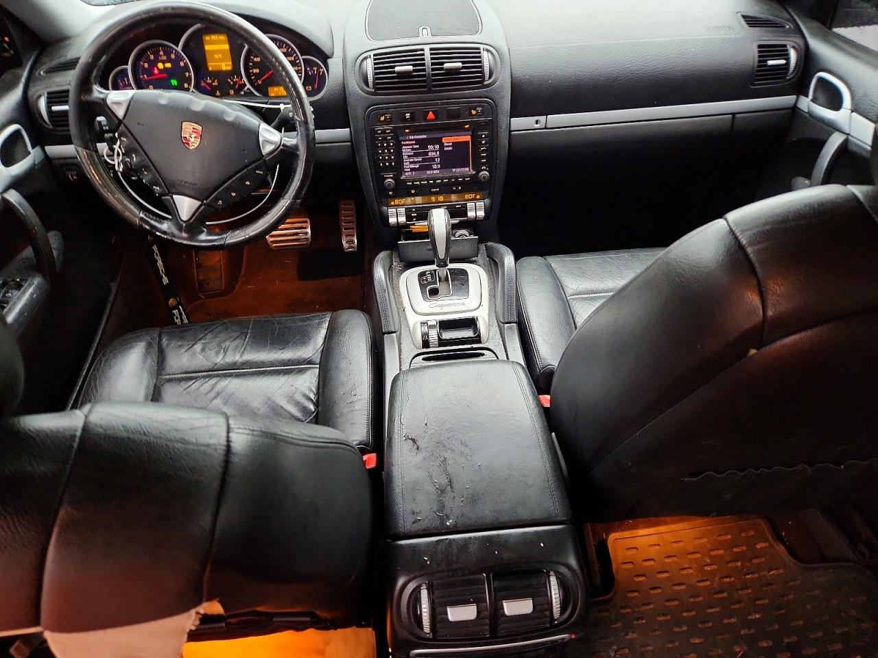 2005 PORSCHE CAYENNE S photo 8
