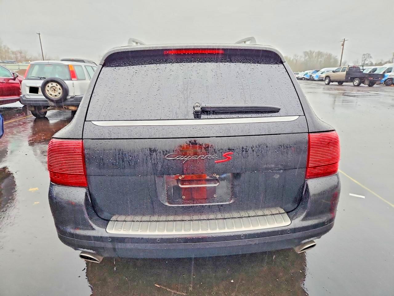2005 PORSCHE CAYENNE S photo 6