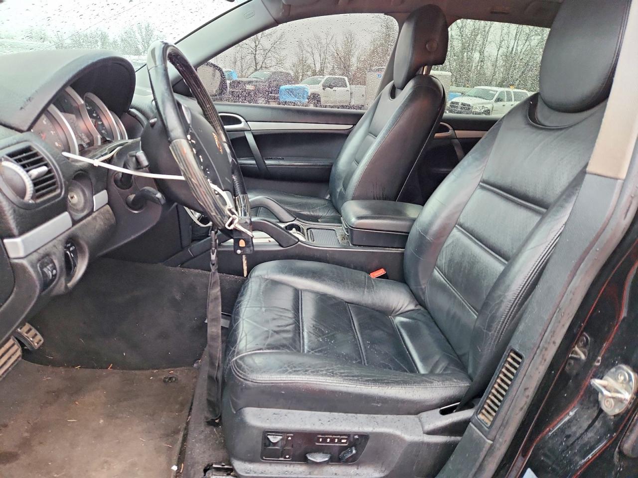 2005 PORSCHE CAYENNE S photo 7