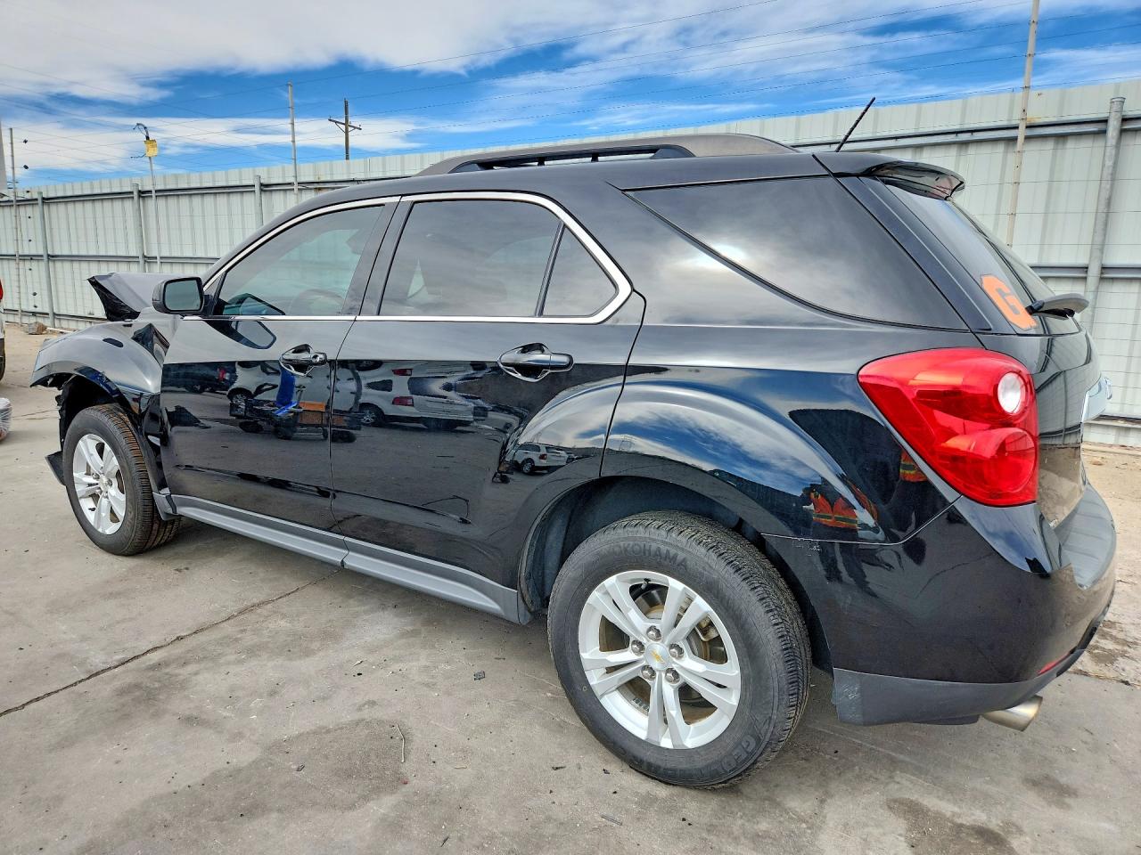 2015 CHEVROLET EQUINOX LT photo 2