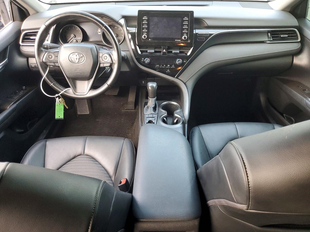 2022 TOYOTA CAMRY SE photo 22