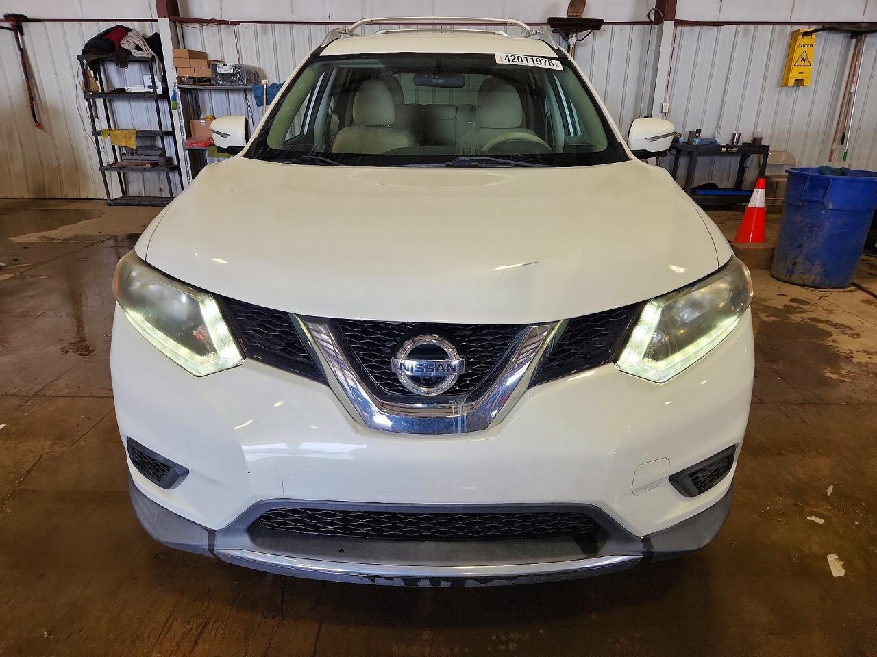 2014 NISSAN ROGUE SV photo 9