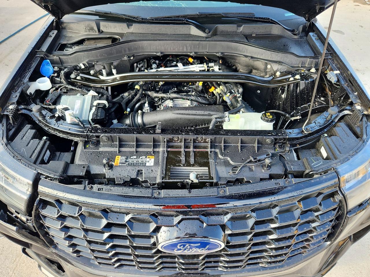 2025 FORD EXPLORER ST-LINE photo 23