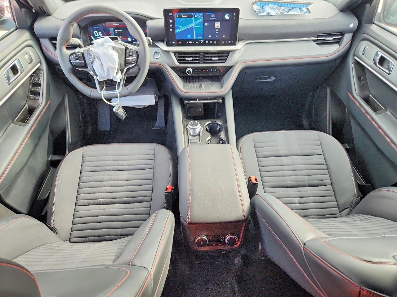 2025 FORD EXPLORER ST-LINE photo 15