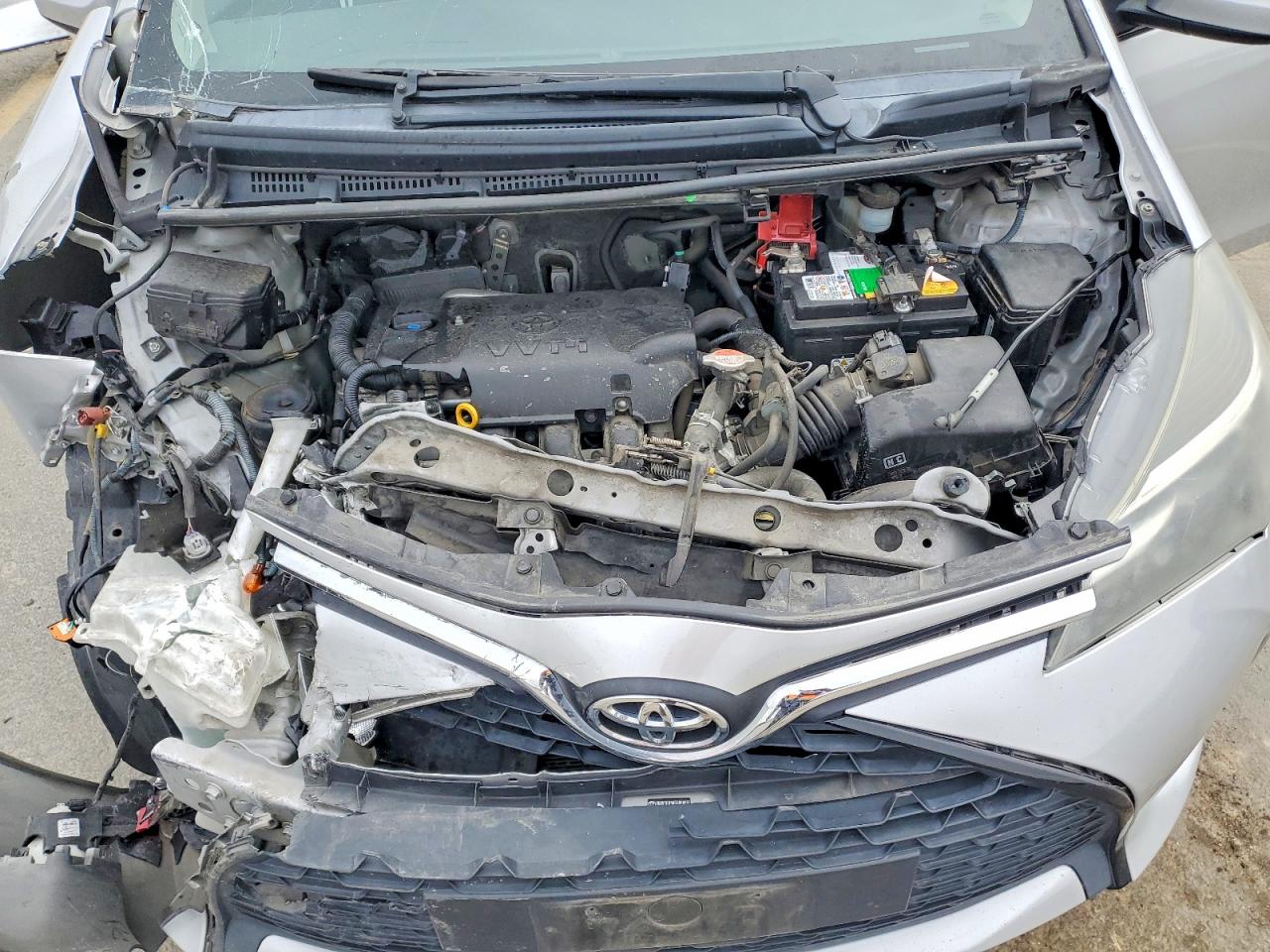 2016 TOYOTA YARIS photo 21
