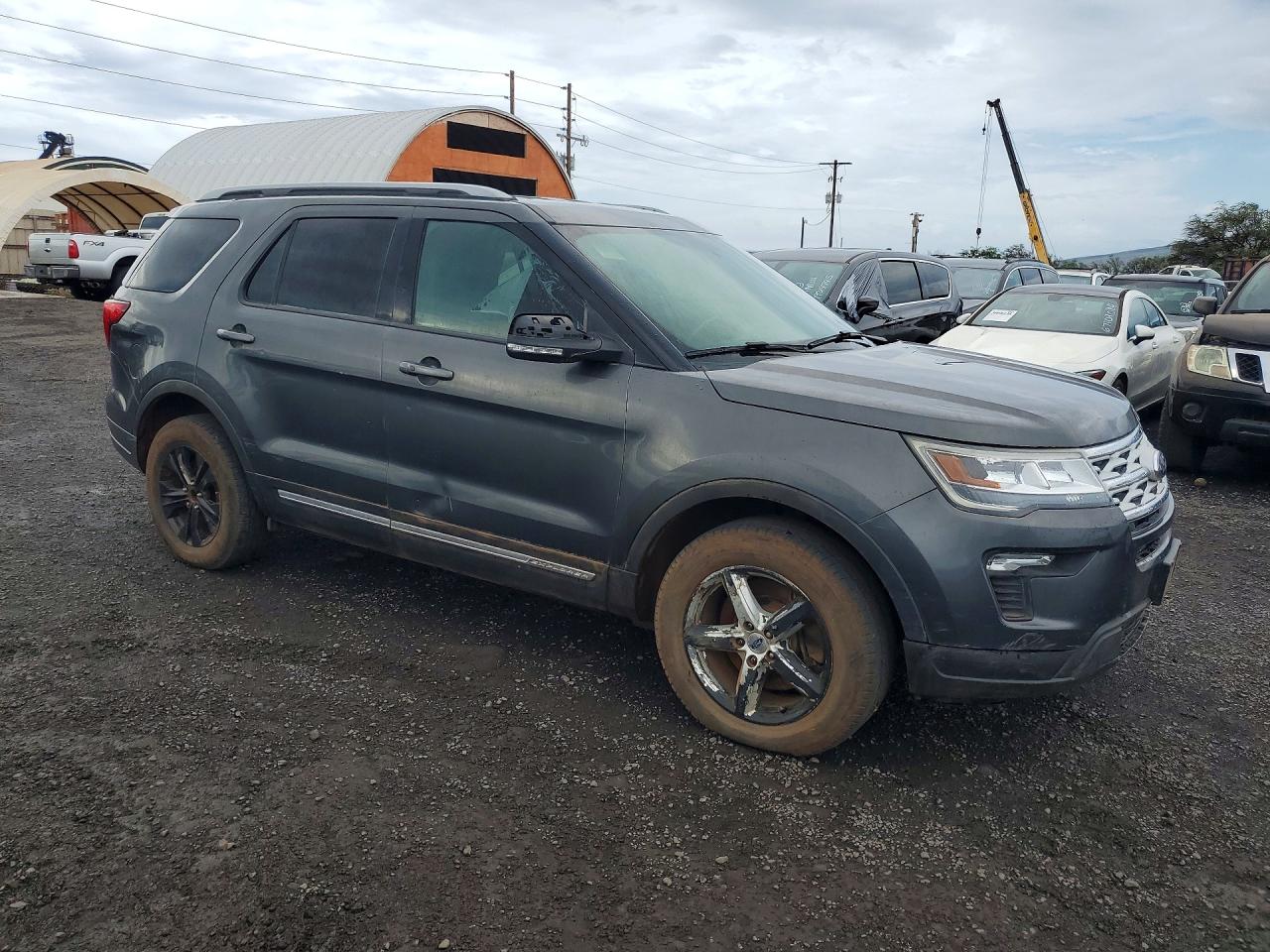 2019 FORD EXPLORER XLT photo 7