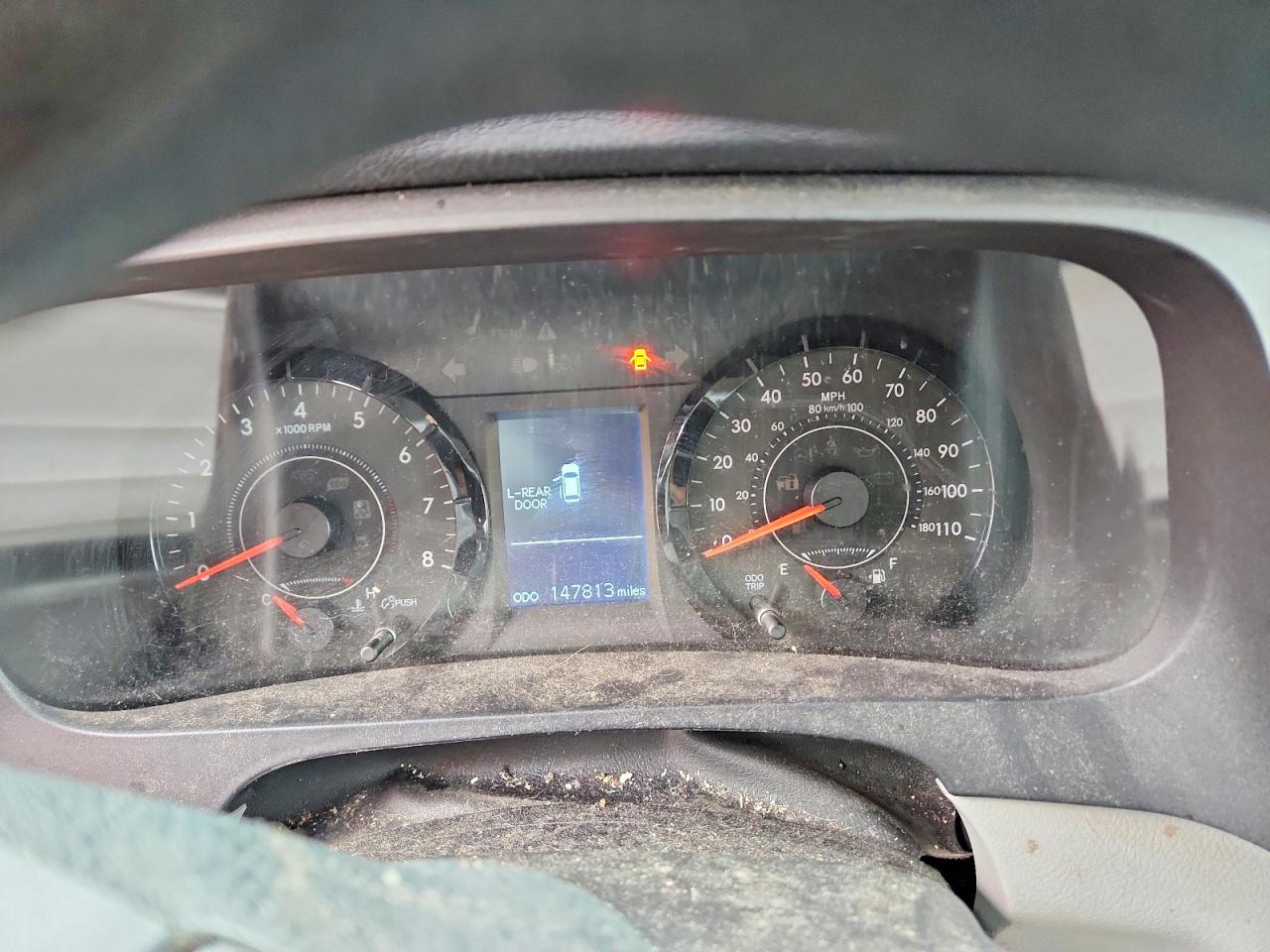 2015 TOYOTA SIENNA LE 8-PASSENGER photo 17