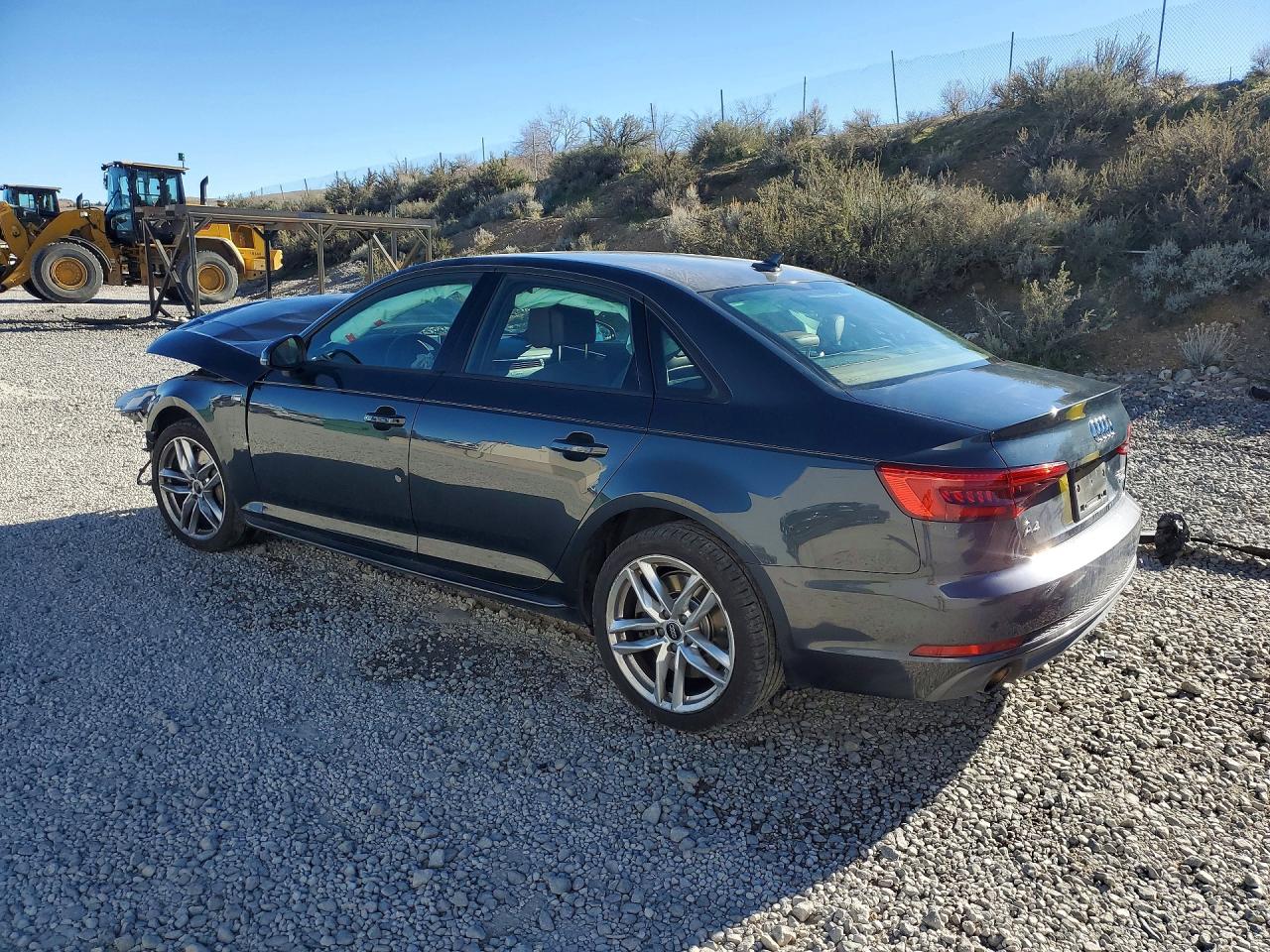 2017 AUDI A4 PREMIUM photo 4