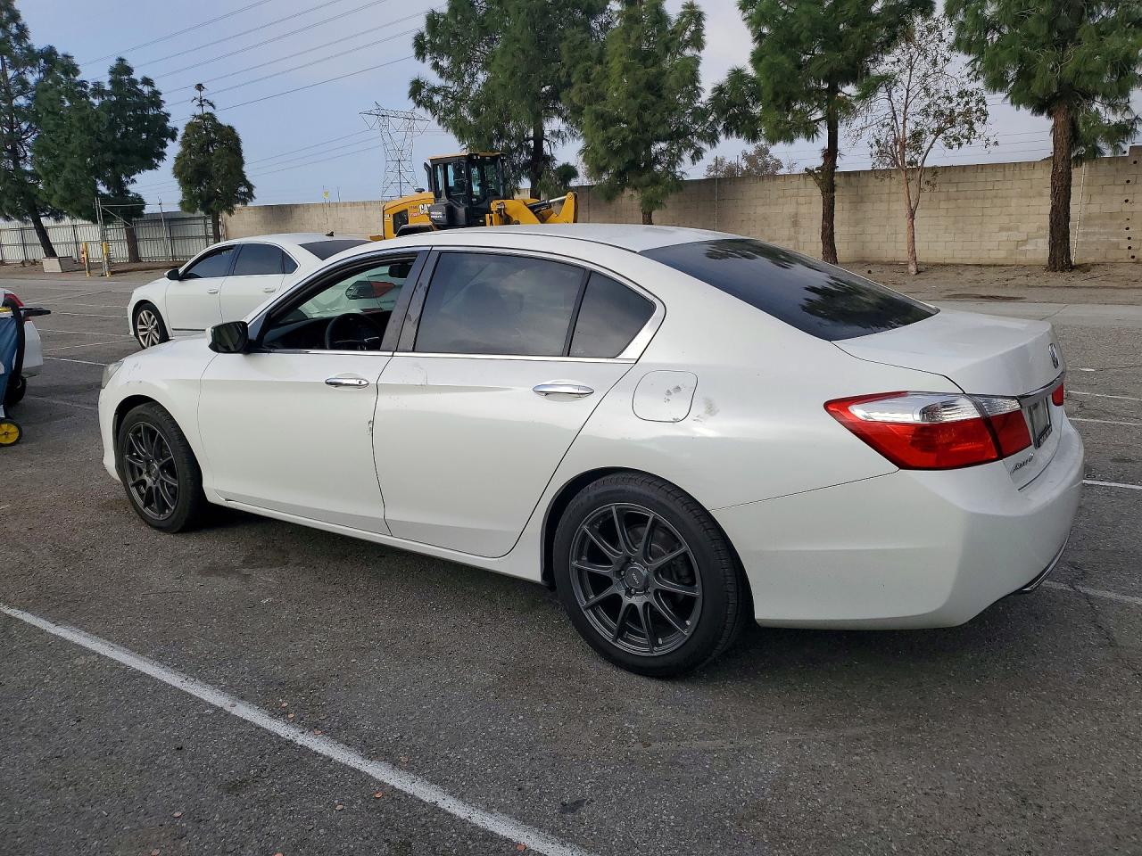 2015 HONDA ACCORD LX photo 2