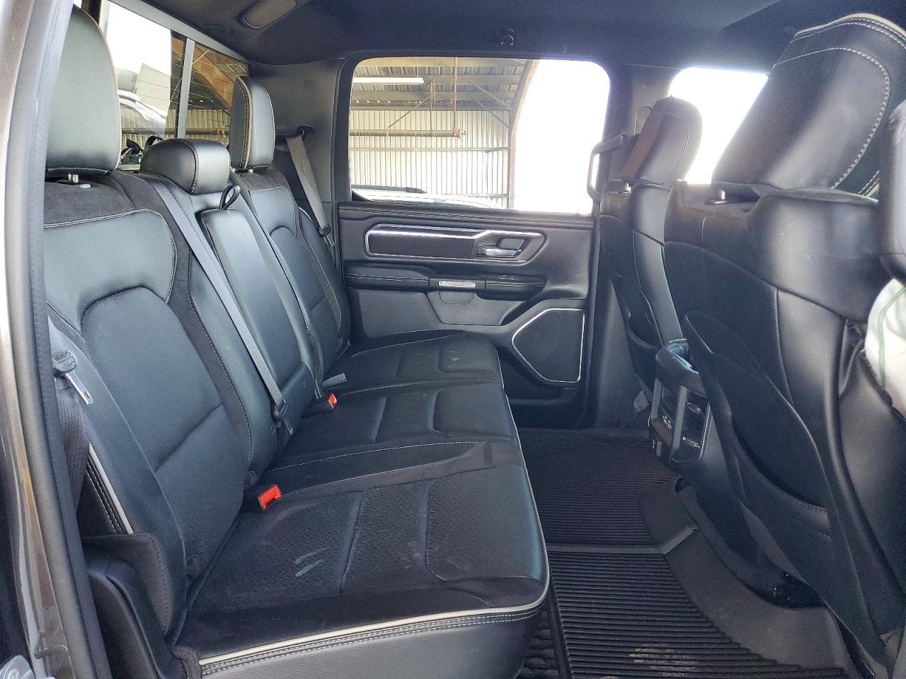 2023 RAM 1500 LARAMIE photo 19