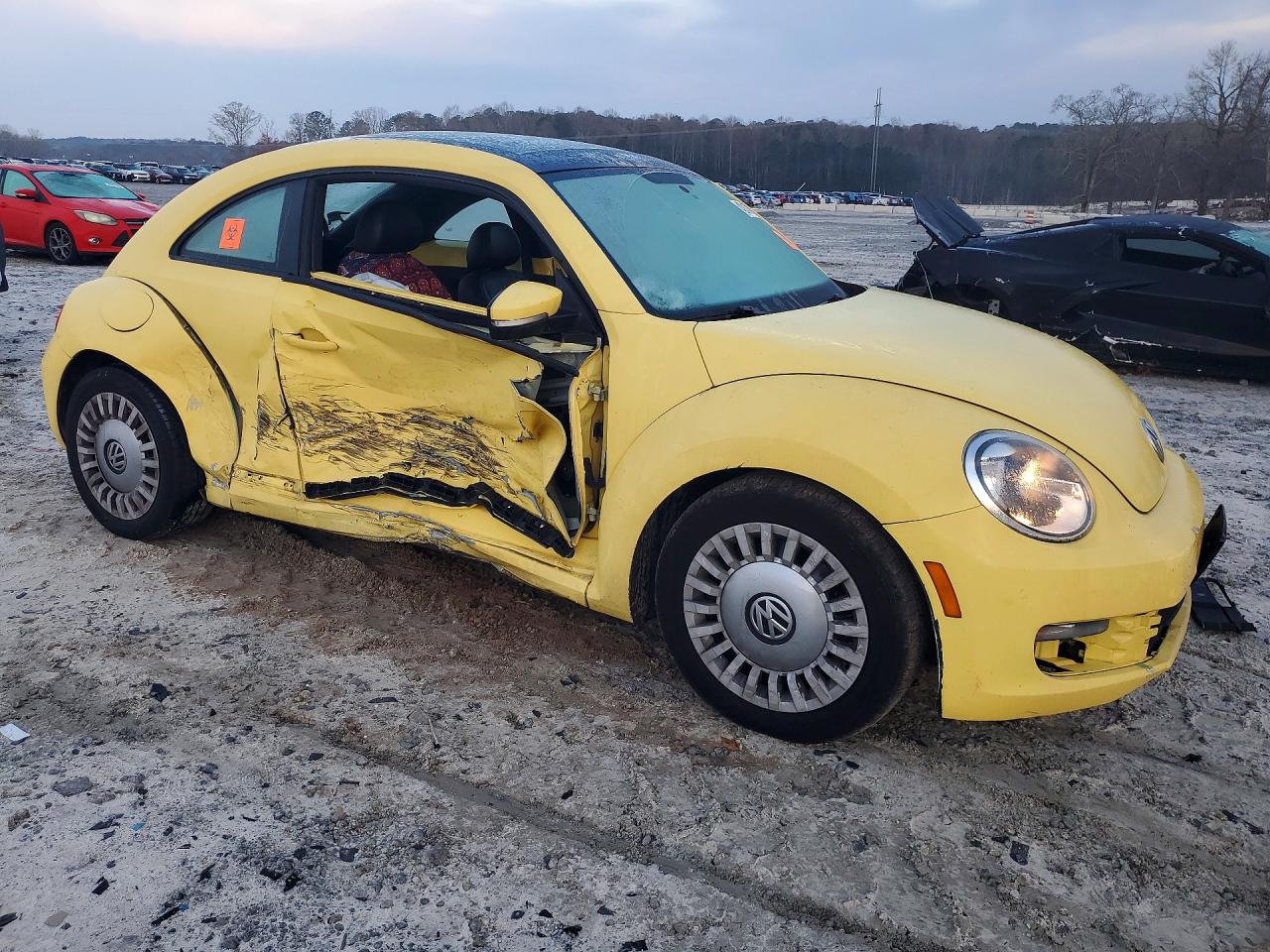 2015 VOLKSWAGEN BEETLE 1.8T photo 7