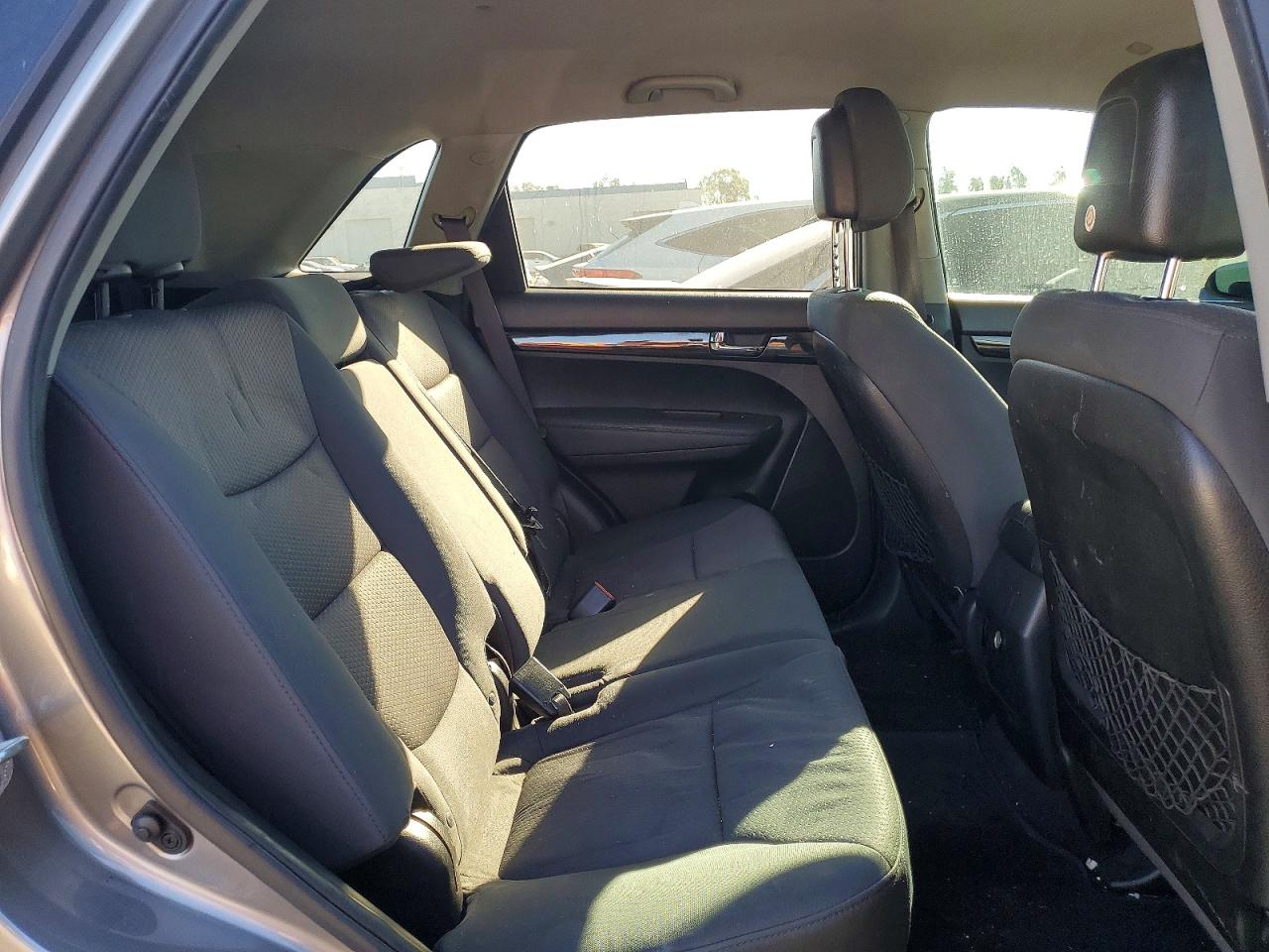 2012 KIA SORENTO LX photo 19