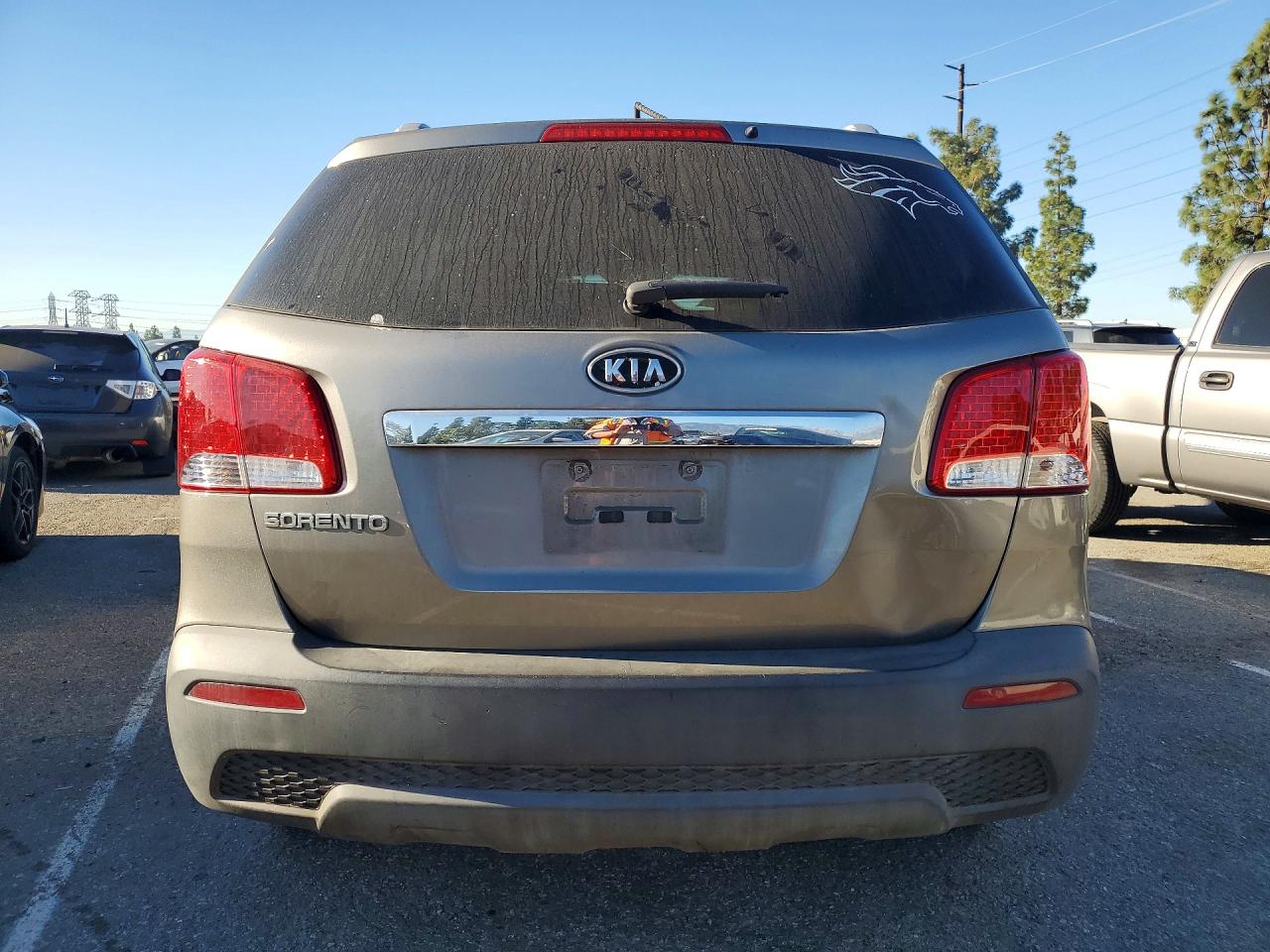 2012 KIA SORENTO LX photo 11