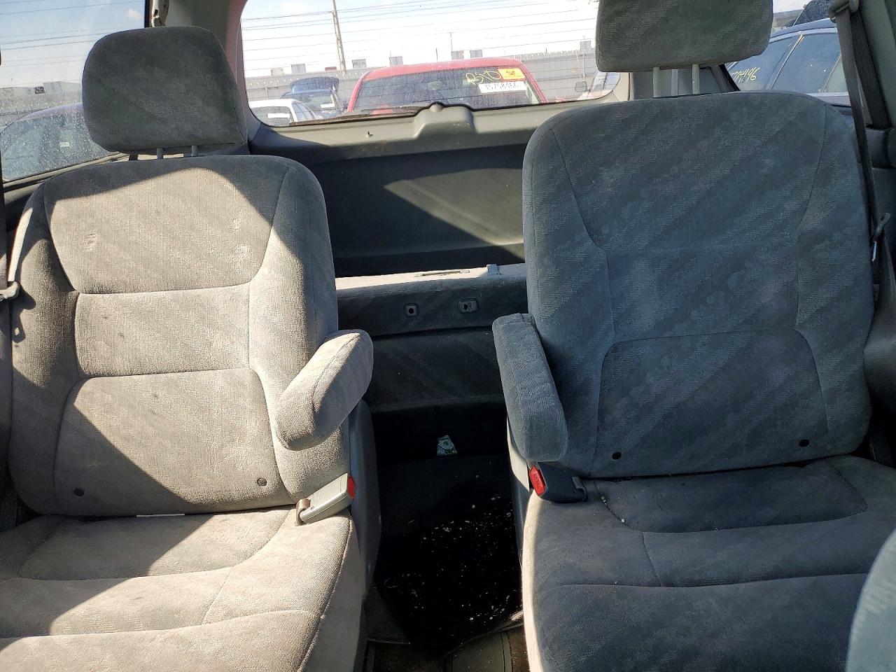 2004 HONDA ODYSSEY EX photo 10