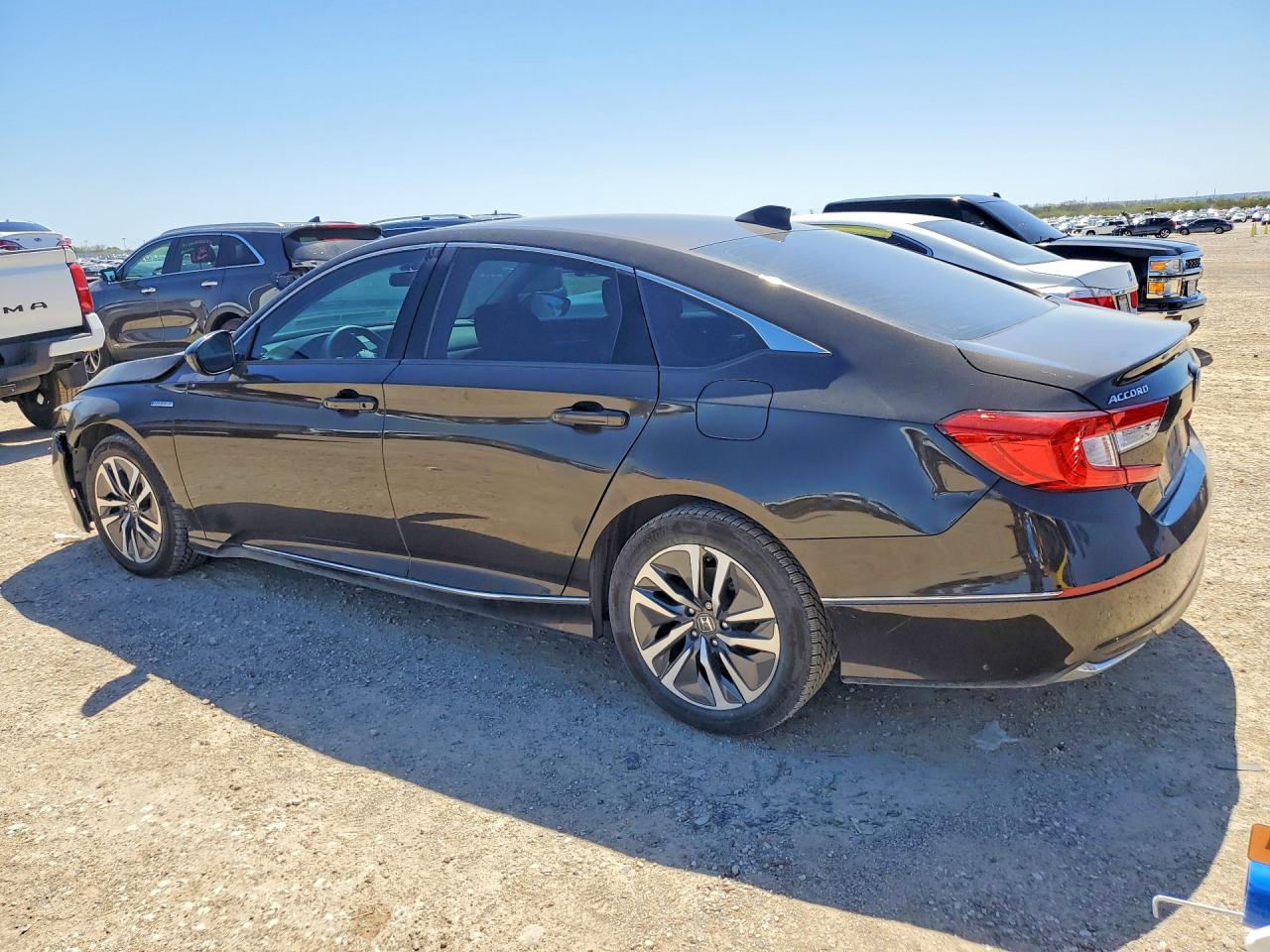 2018 HONDA ACCORD HYBRID EX photo 2