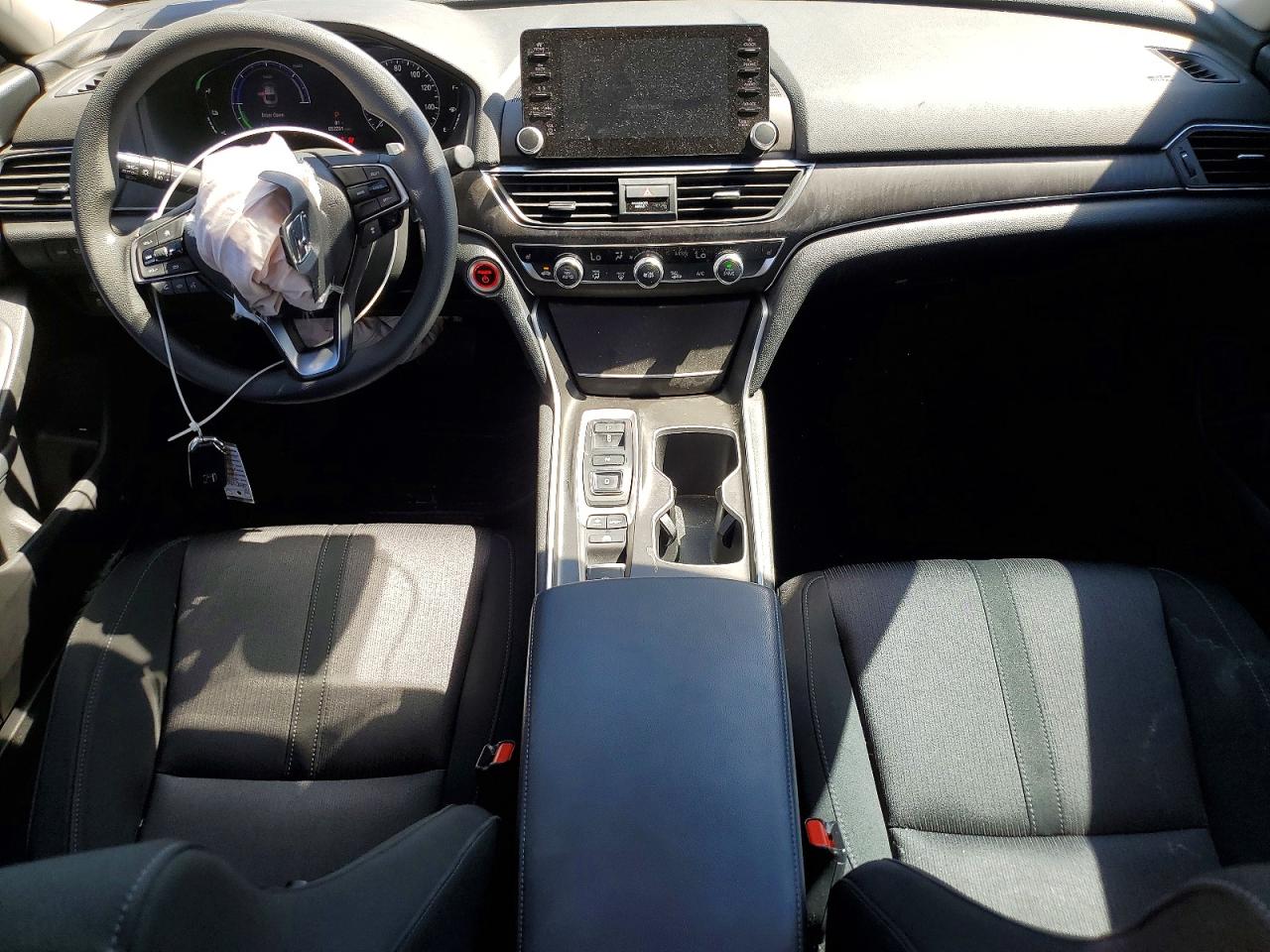 2018 HONDA ACCORD HYBRID EX photo 8