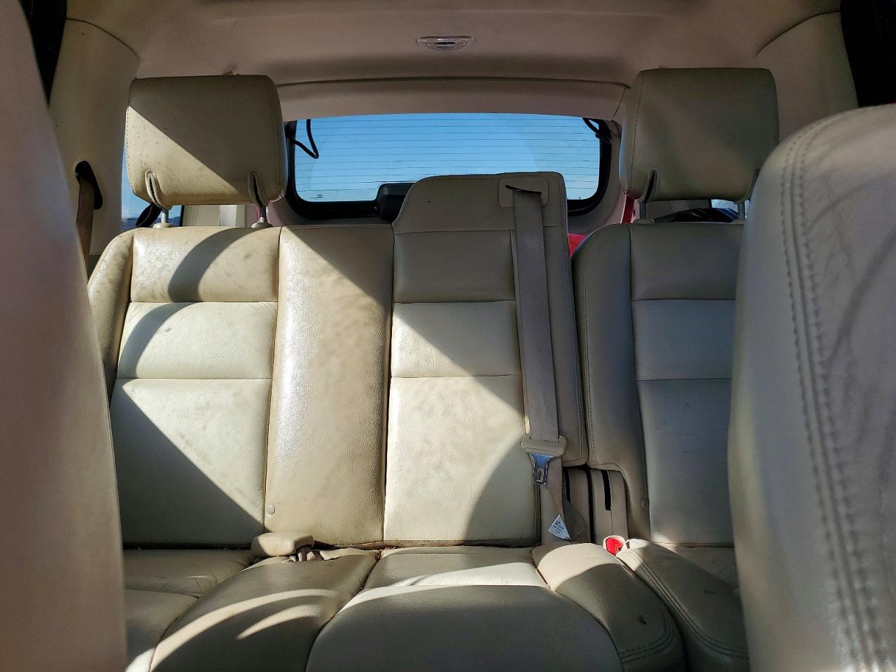 2010 FORD EXPLORER XLT photo 19