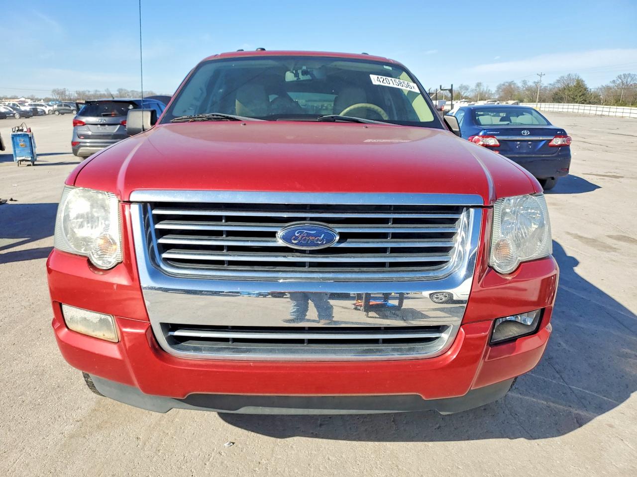 2010 FORD EXPLORER XLT photo 9