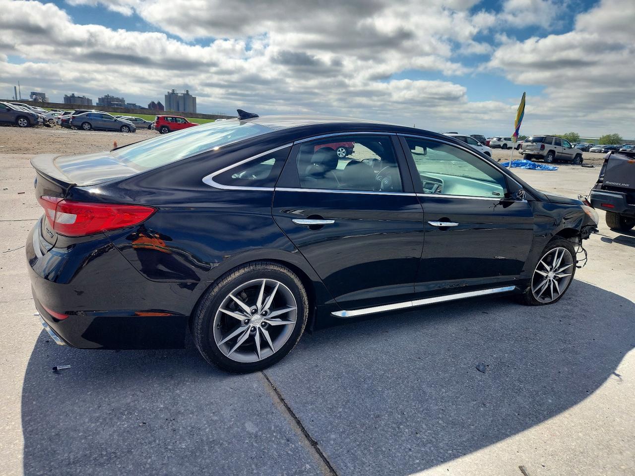 2015 HYUNDAI SONATA SPORT 2.0T photo 3